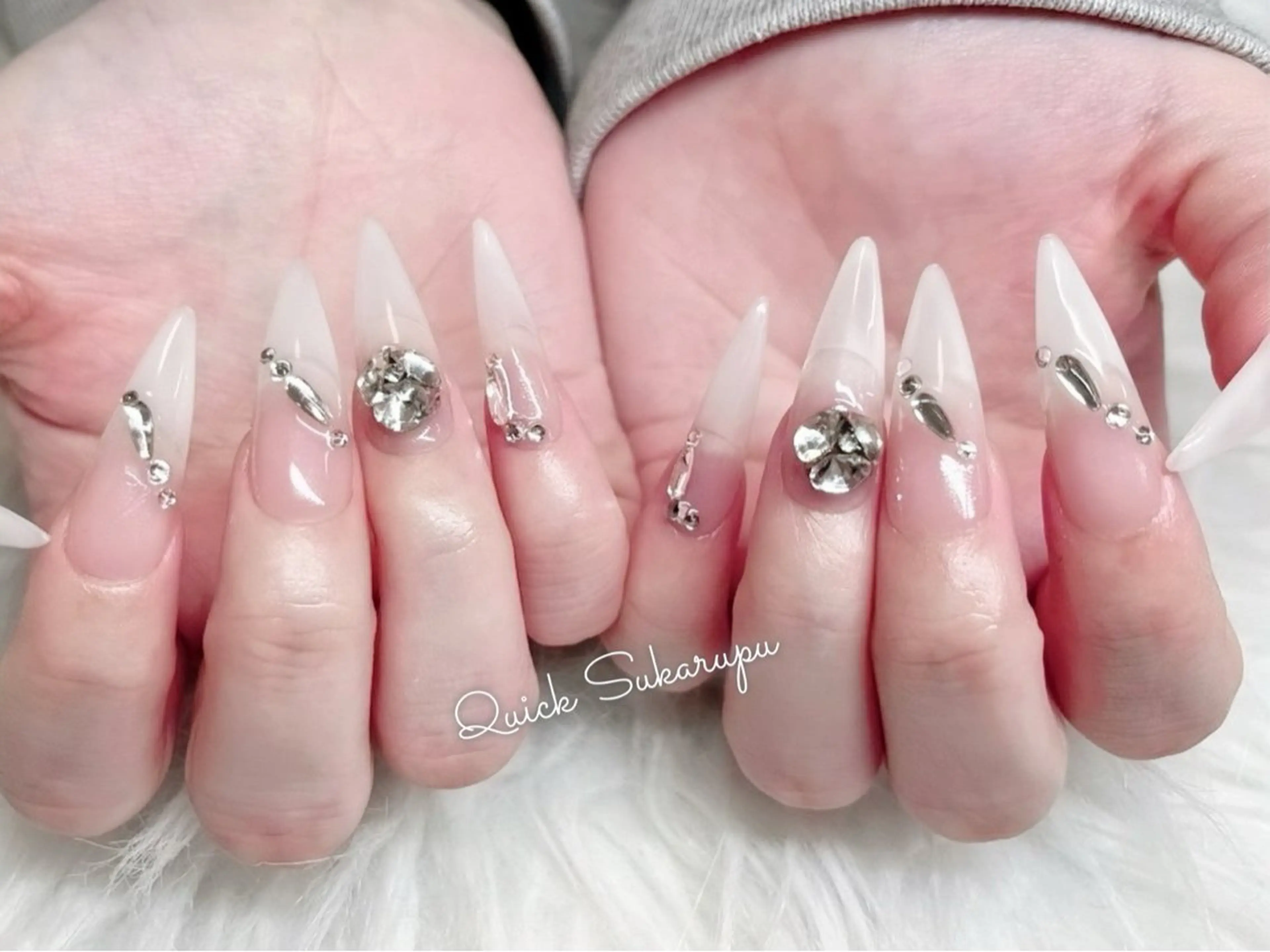 ネイル ハンドネイル Quick Sukarupu 高田馬場店所属・Quick Sukarupuのネイルデザイン