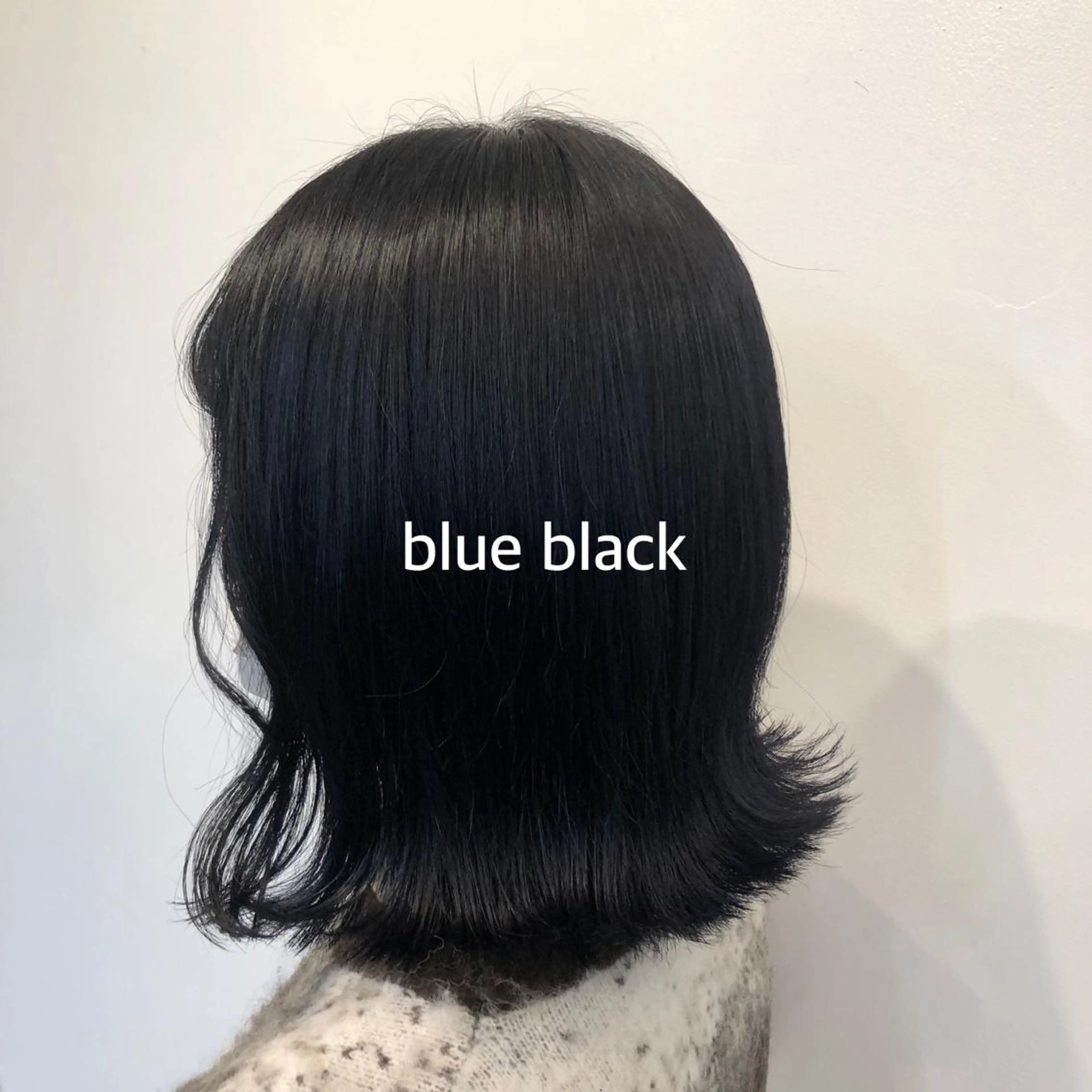 ミディアム 暖色カラー推し/ トヤエリコのヘアスタイル