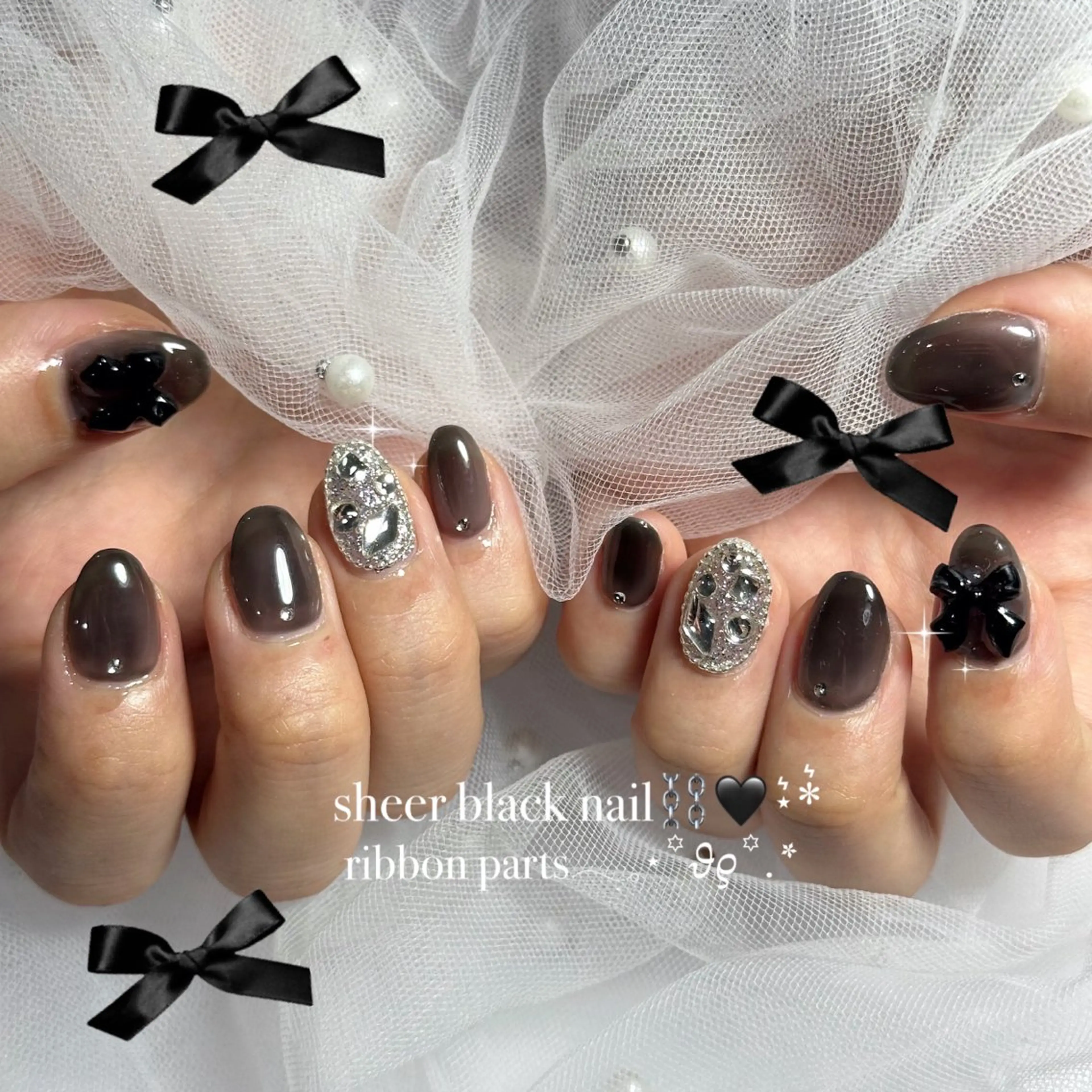 ネイル EmaNail豊中 🎀SANAのネイルデザイン