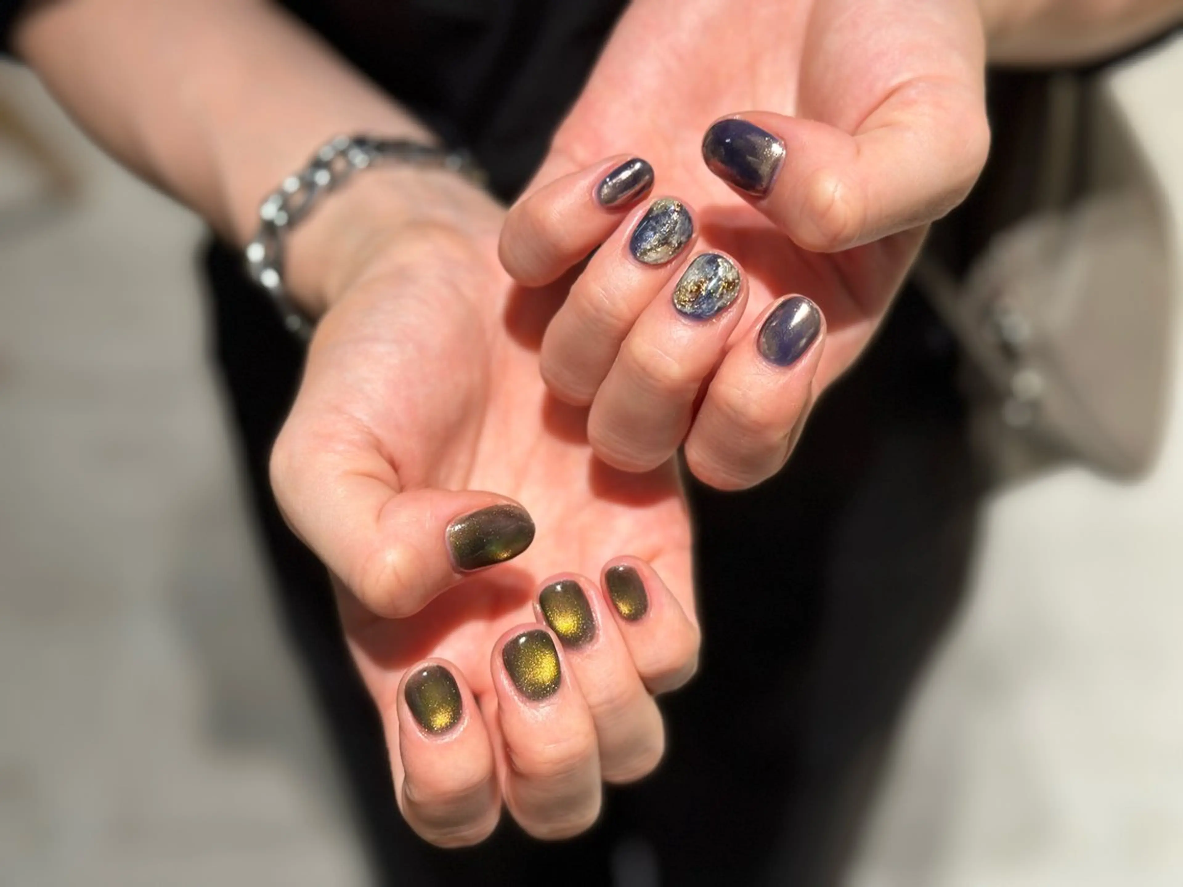 ネイル マグネットネイル ハンドネイル shibuya *ﾟのネイルデザイン