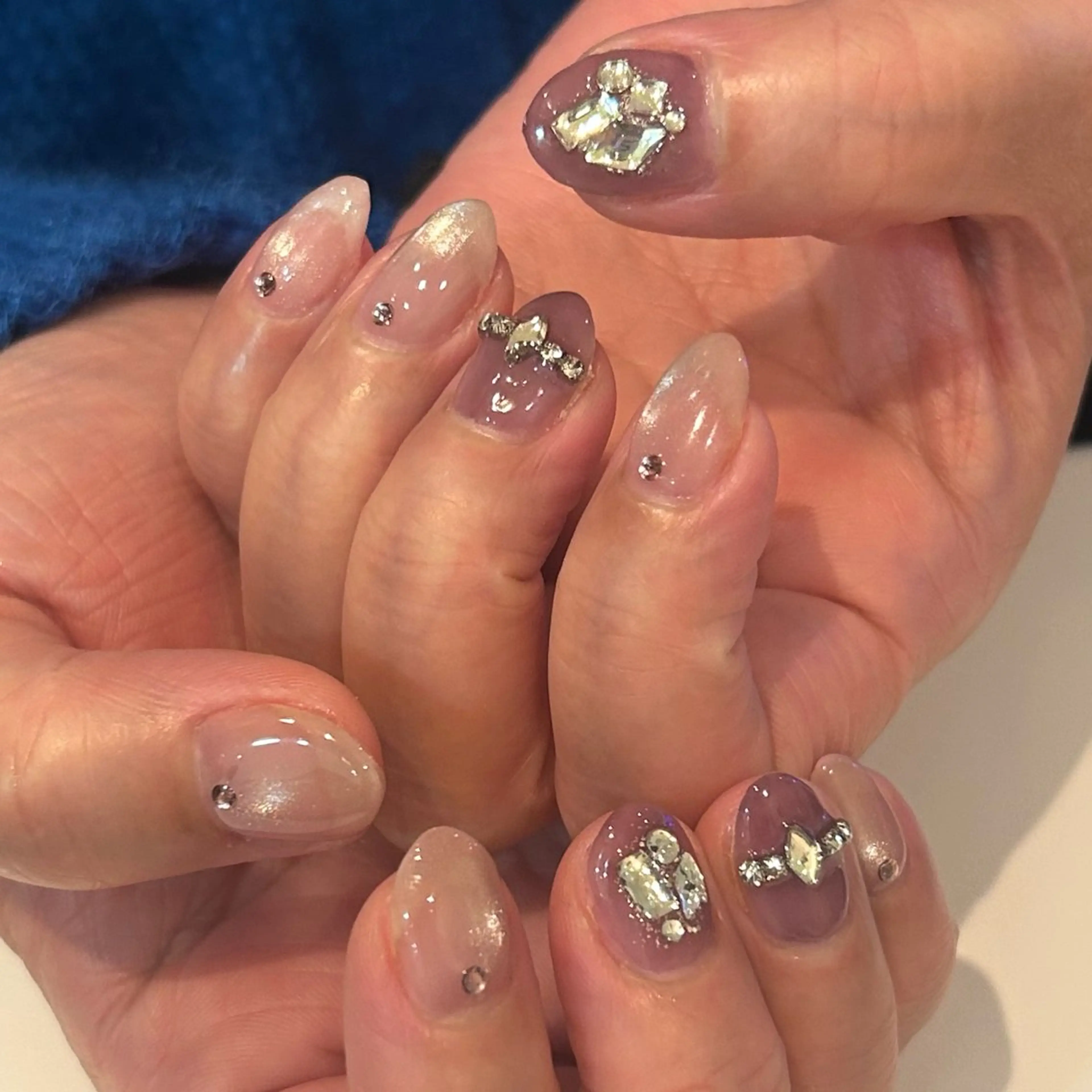 ネイル マグネットネイル ハンドネイル misaki🎀 coffret.のネイルデザイン