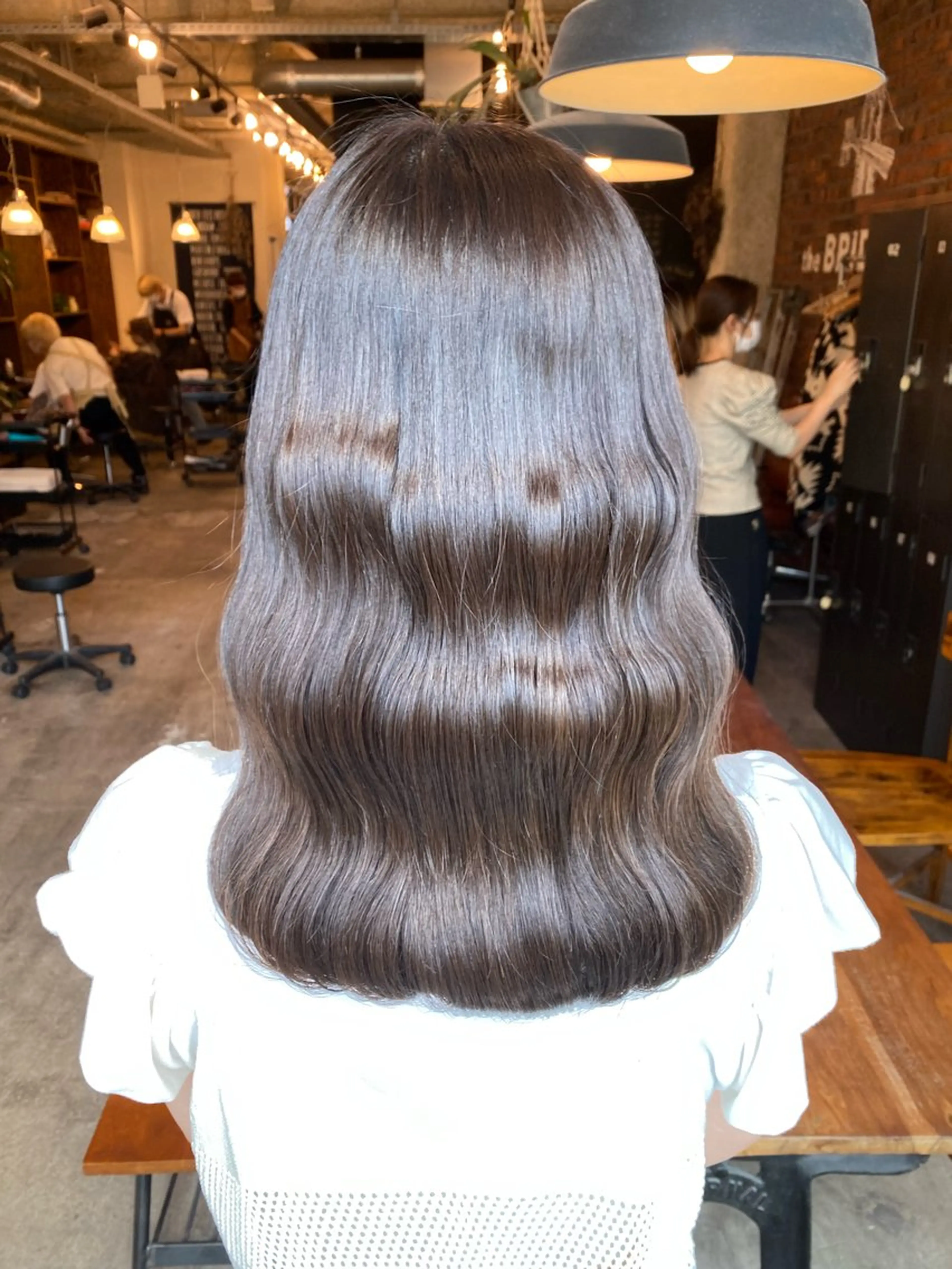 ミディアム カラー 透明感カラー the BRIDGE 加藤みのりのヘアスタイル