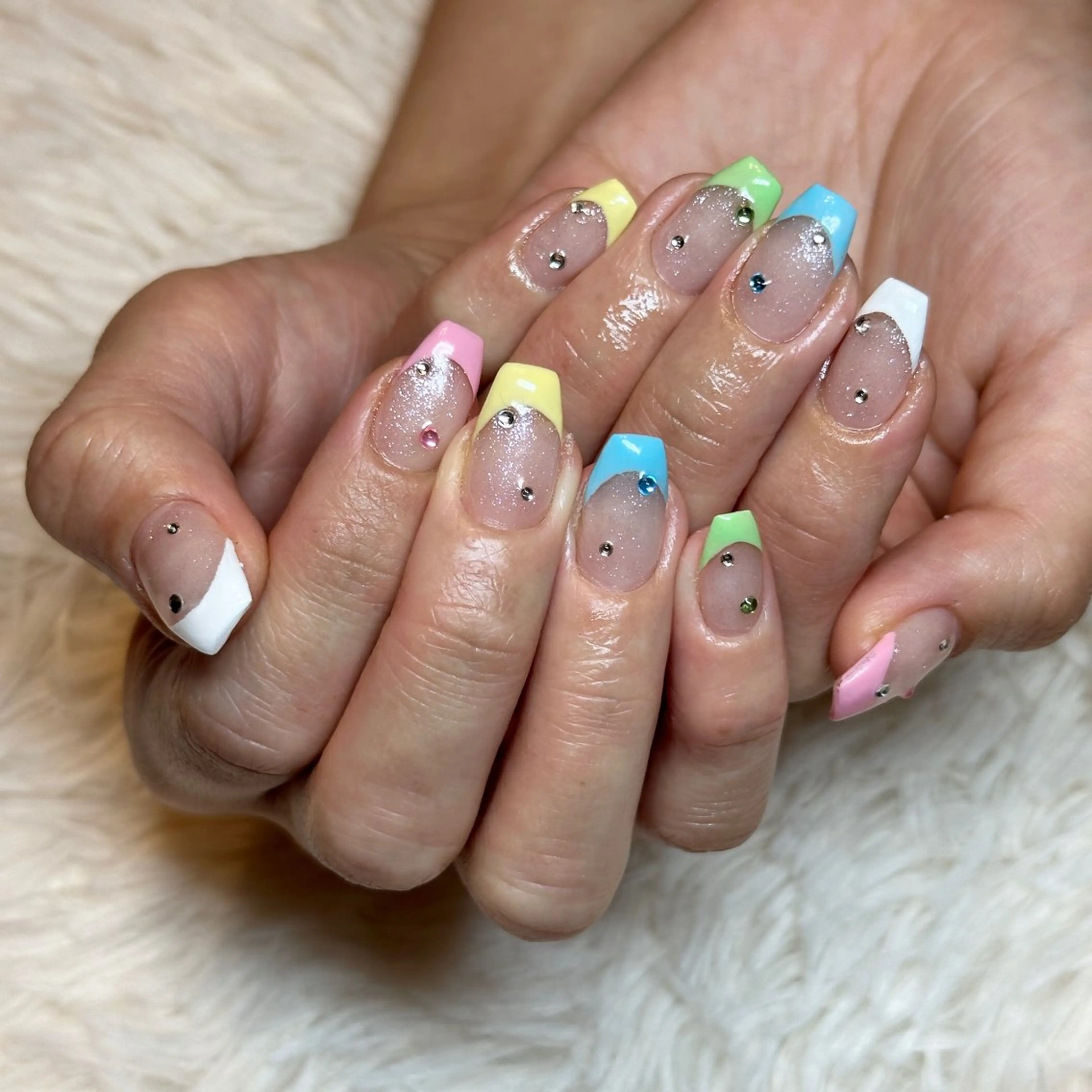 ネイル ハンドネイル フットネイル nailsalon Any'bのネイルデザイン