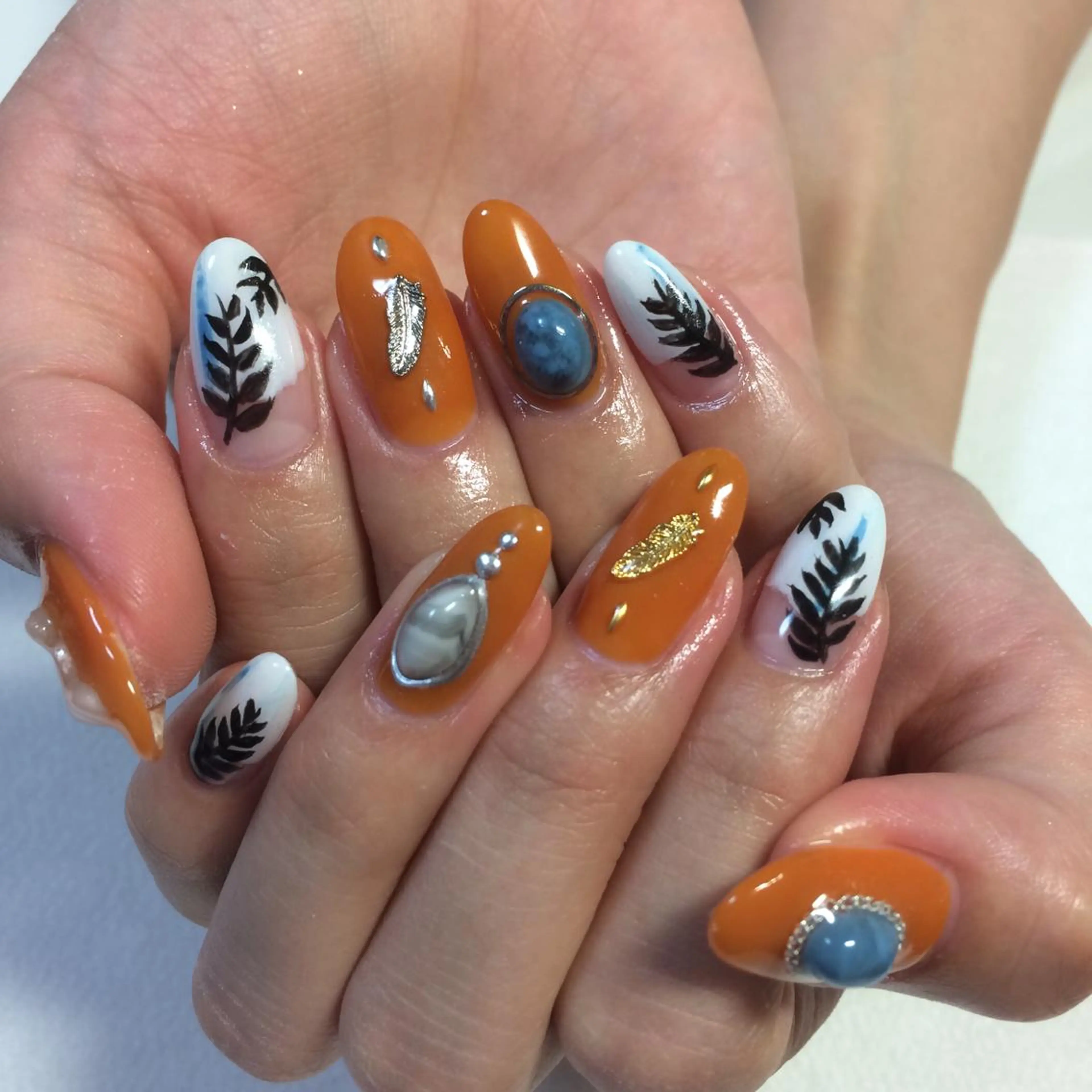 ネイル VIOLUS所属・VIOLUS 関目のネイルデザイン