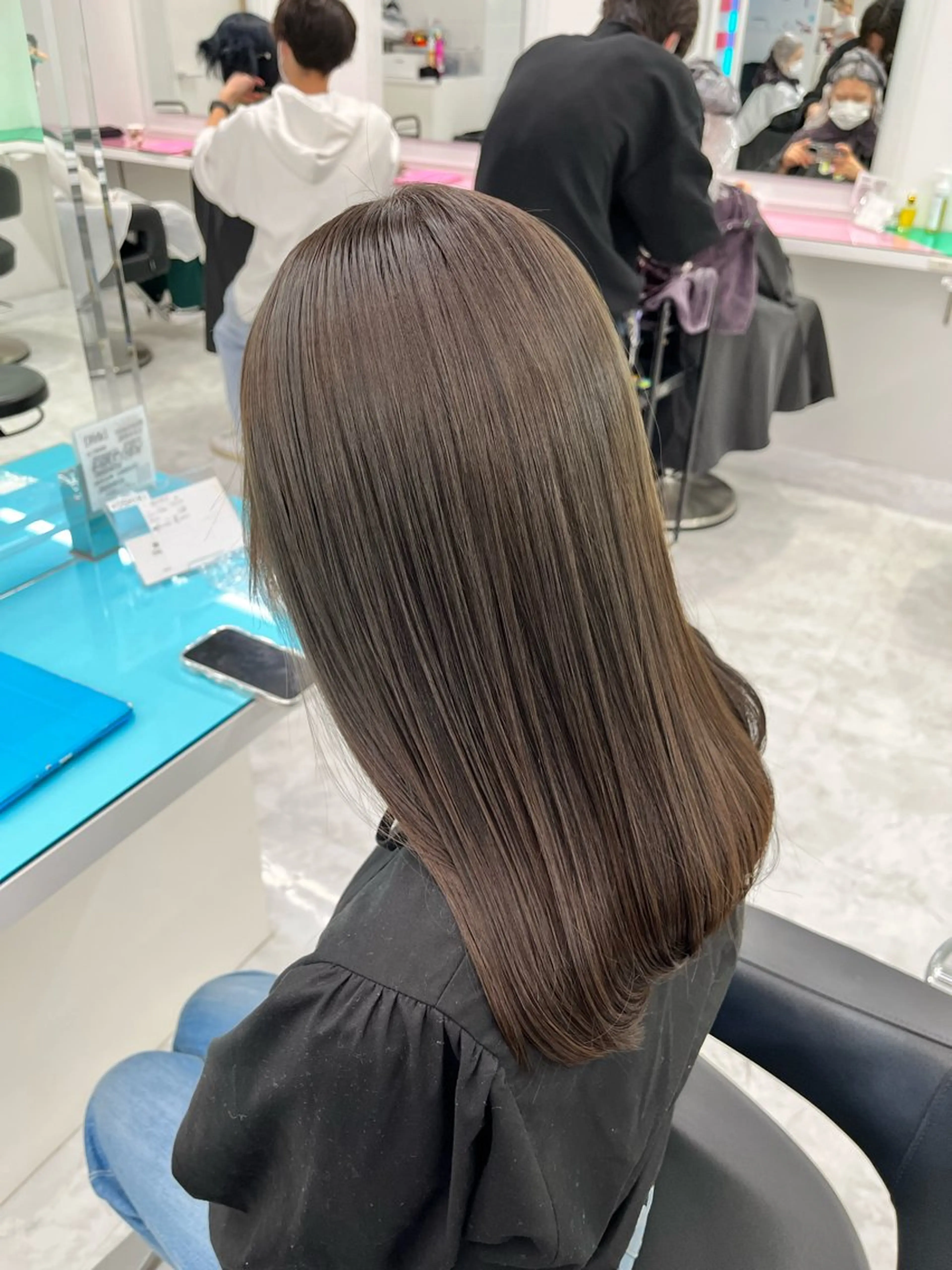 ミディアム ブラウンベージュ🤎 ブリーチなし🤎のヘアスタイル