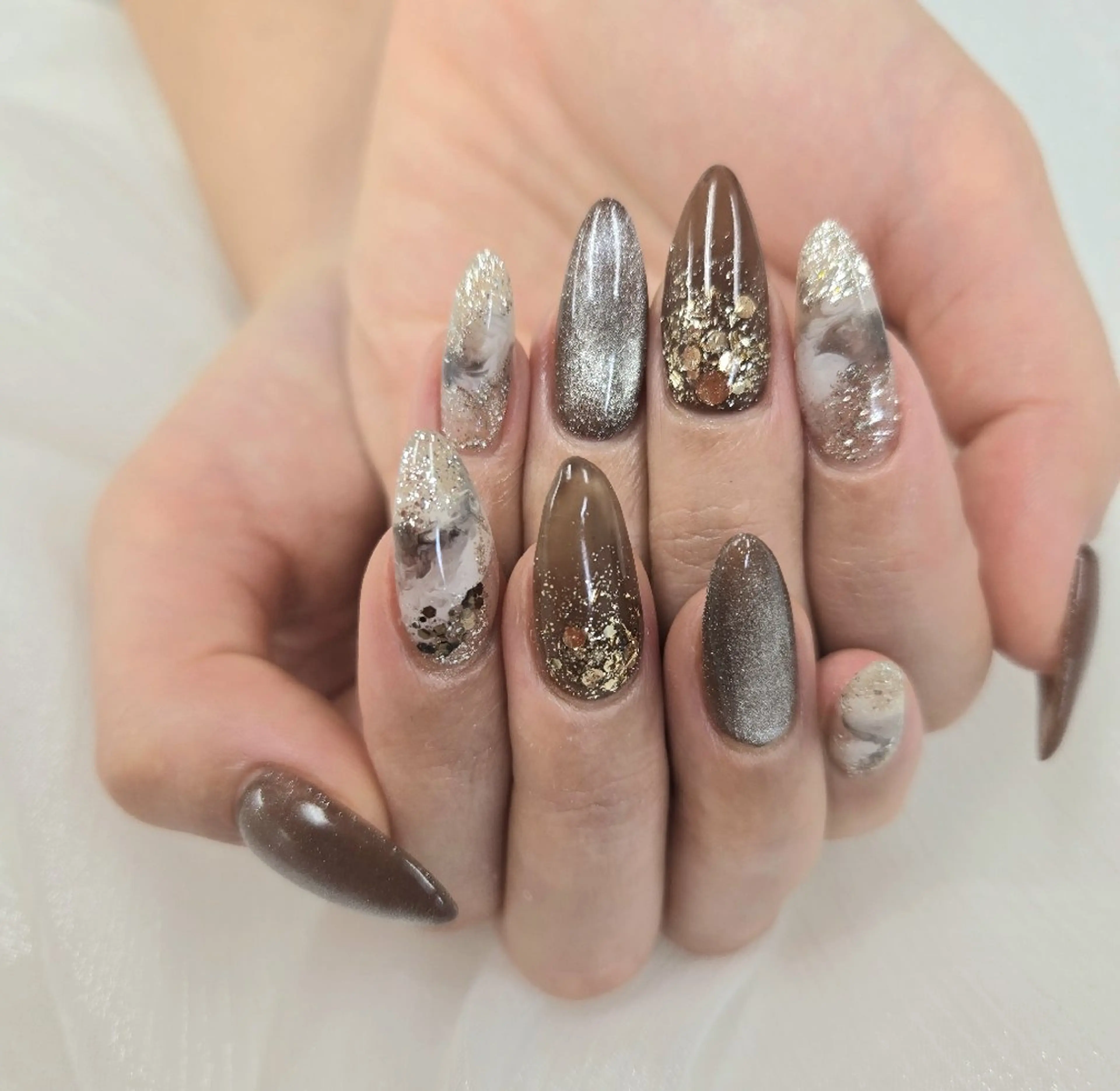 ネイル アートネイル オーロラネイル チークネイル ジェルネイル グラデーション ハンドネイル 河野ちえ (雑誌掲載サロン)のネイルデザイン