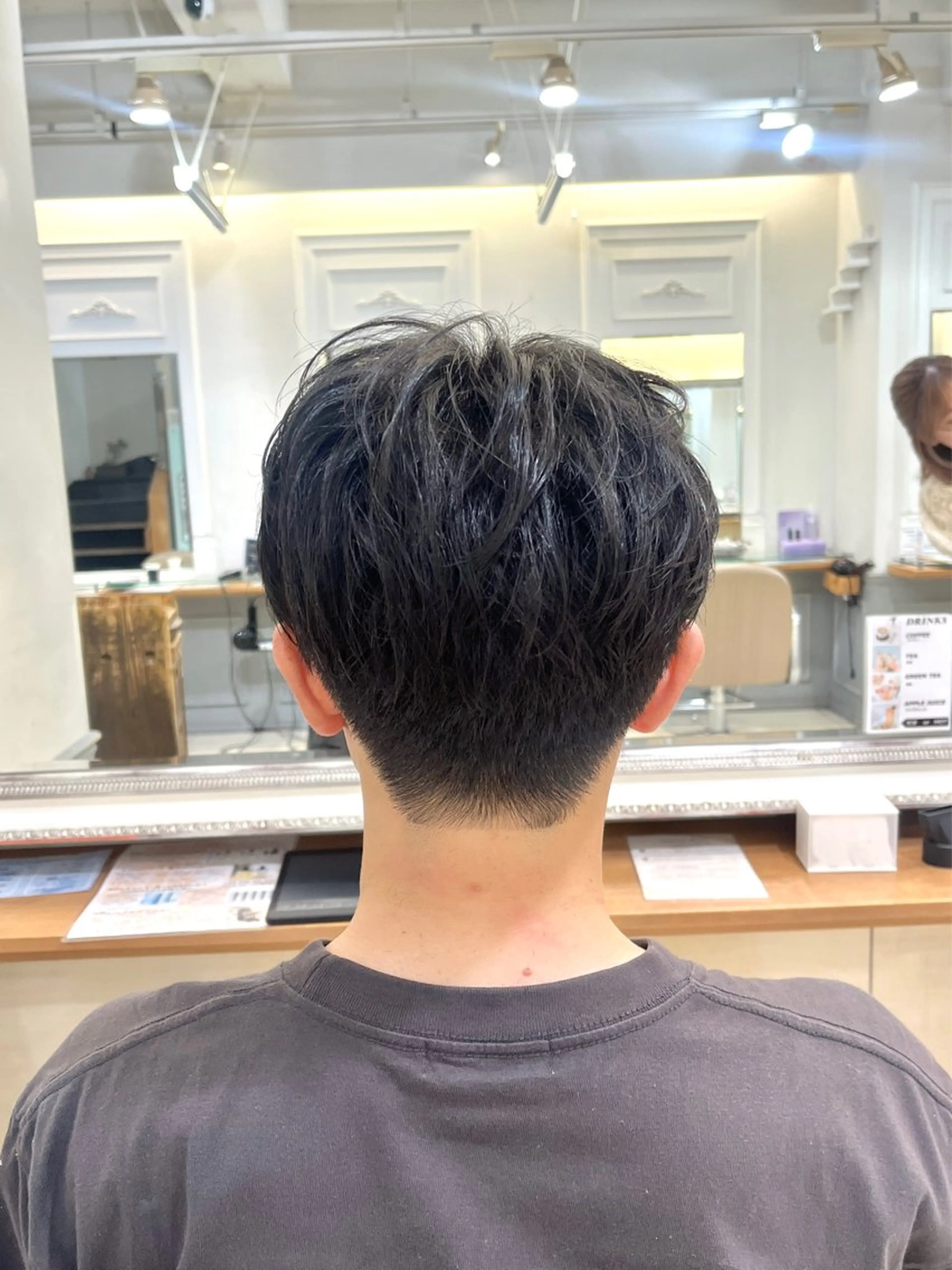 ミディアム メンズ センターパート 刈り上げ メンズカットモデル/ 横浜/佐藤桃香 🦥のヘアスタイル