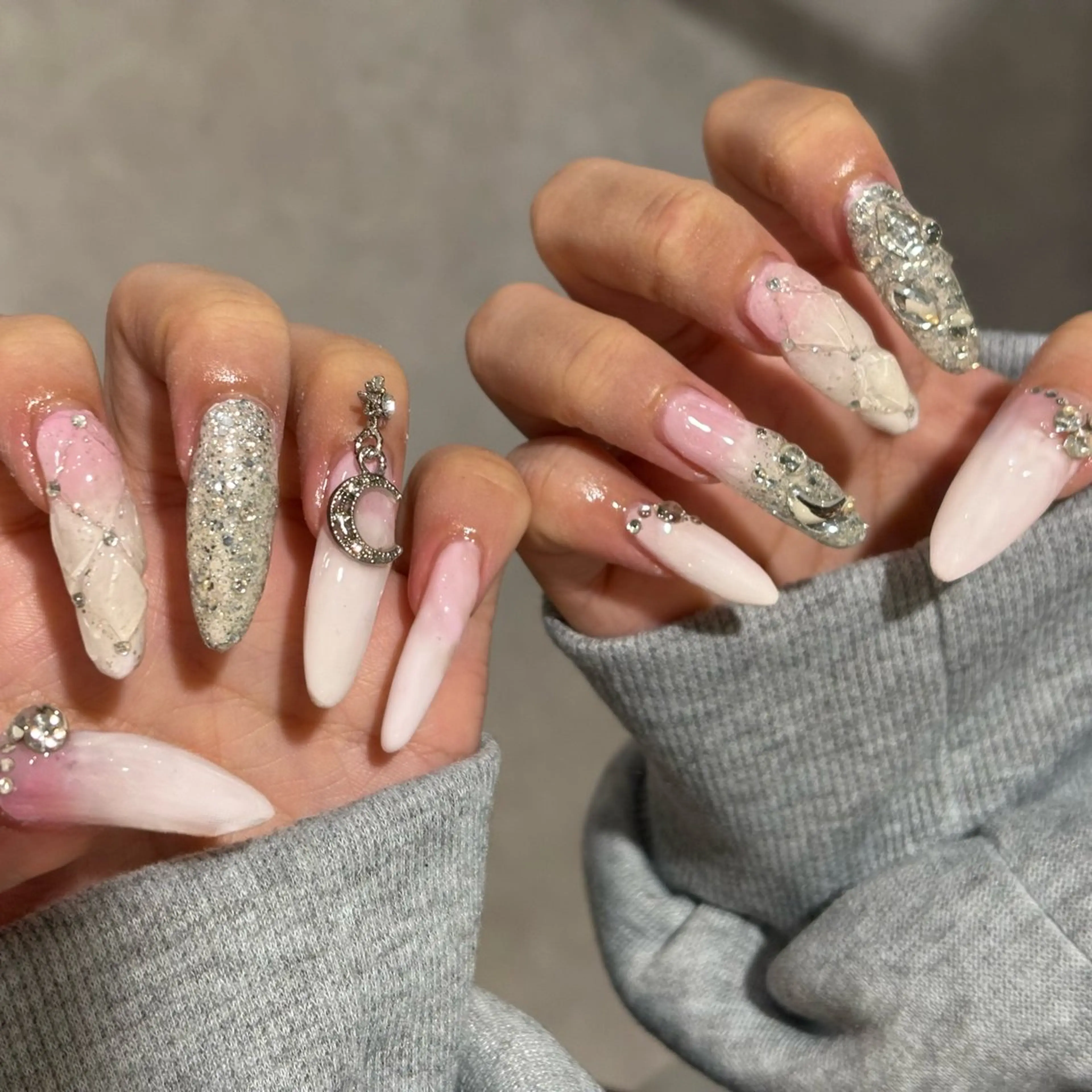 ネイル アートネイル クリアネイル 長さ出し 韓国ネイル ニュアンスネイル vante_aimi .パラジェル取扱店のネイルデザイン