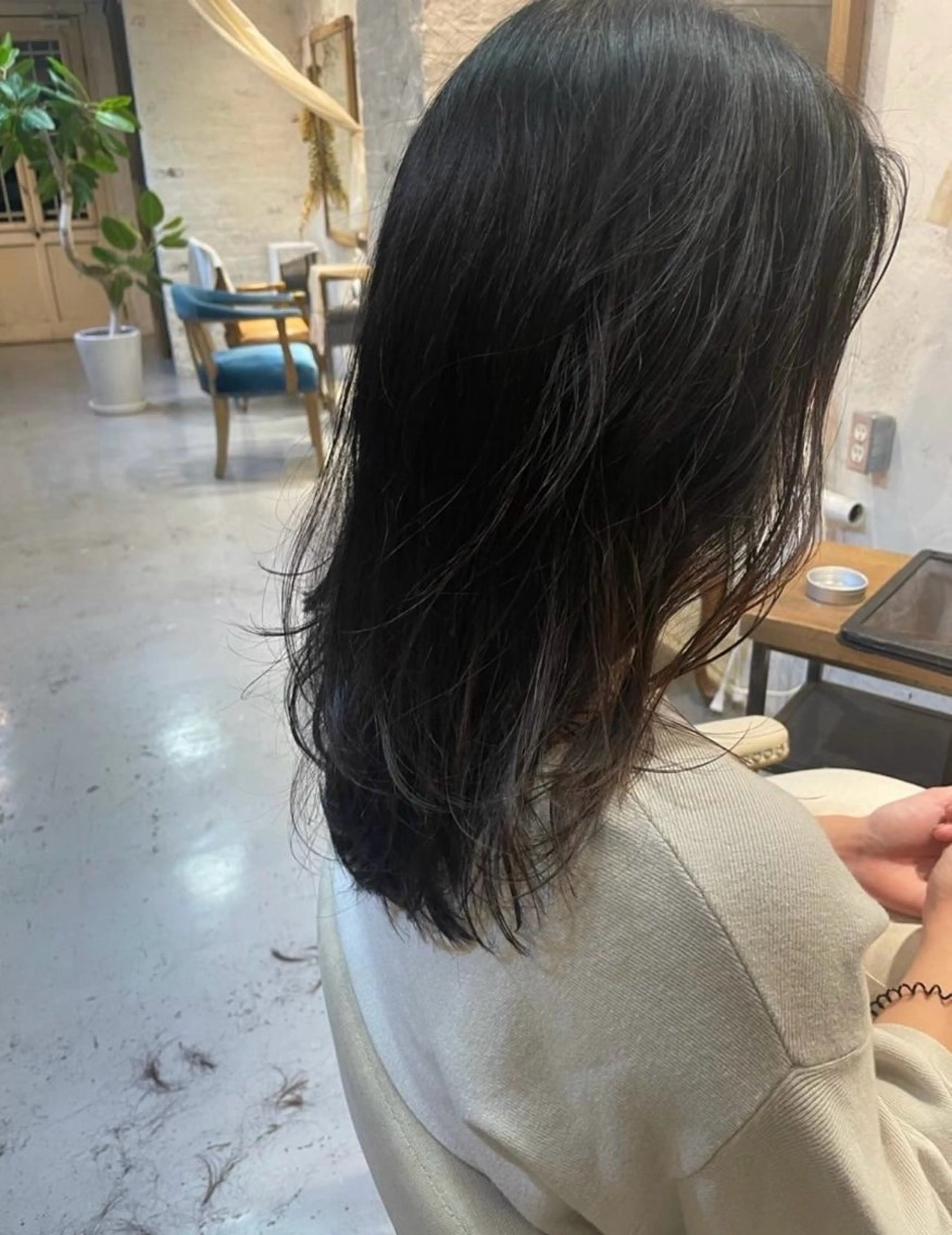 セミロング riff design labo -bio-所属・江川 千菜のヘアスタイル