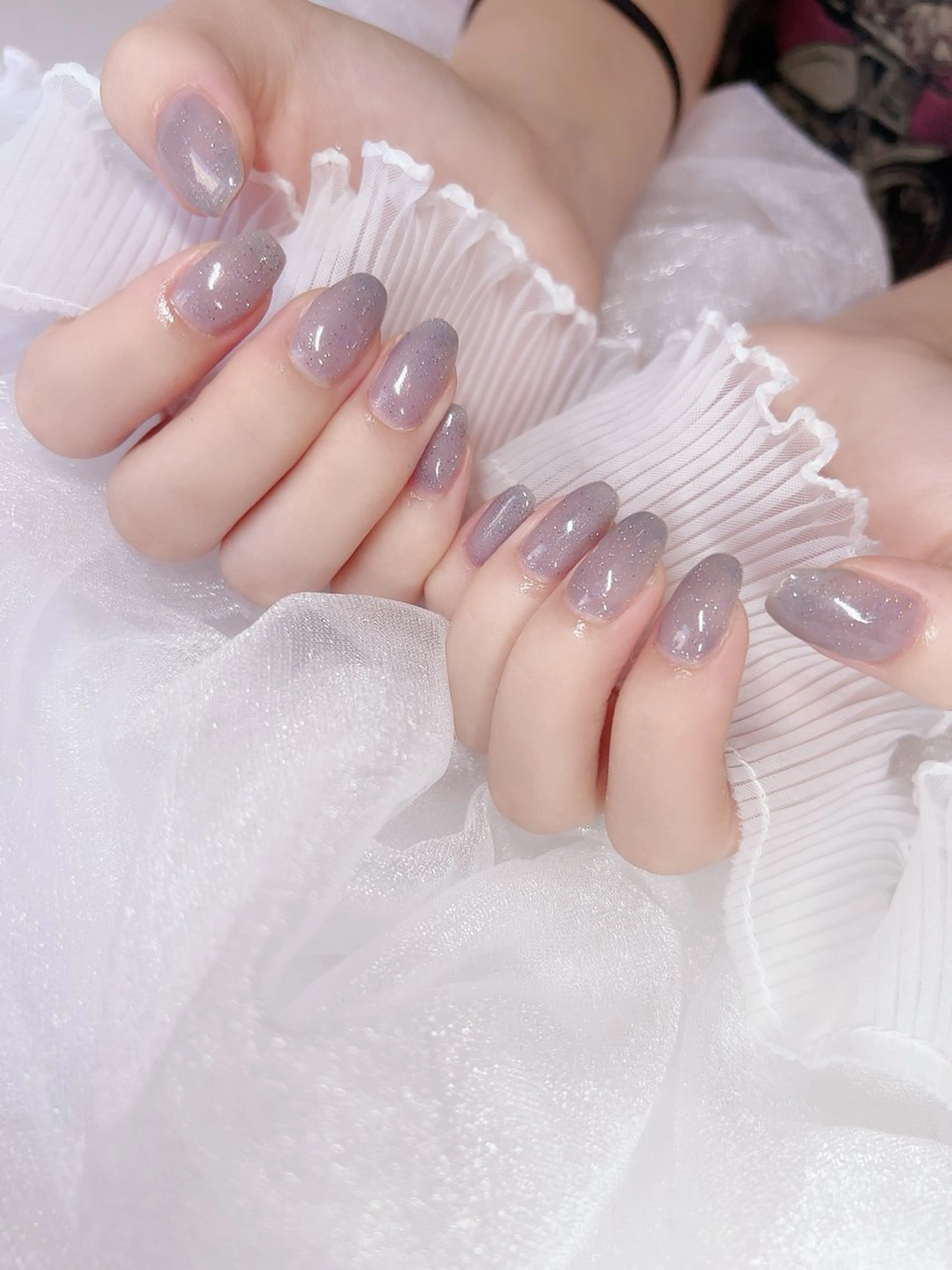 ネイル ワンカラーネイル HENECY🍓 momokaのネイルデザイン