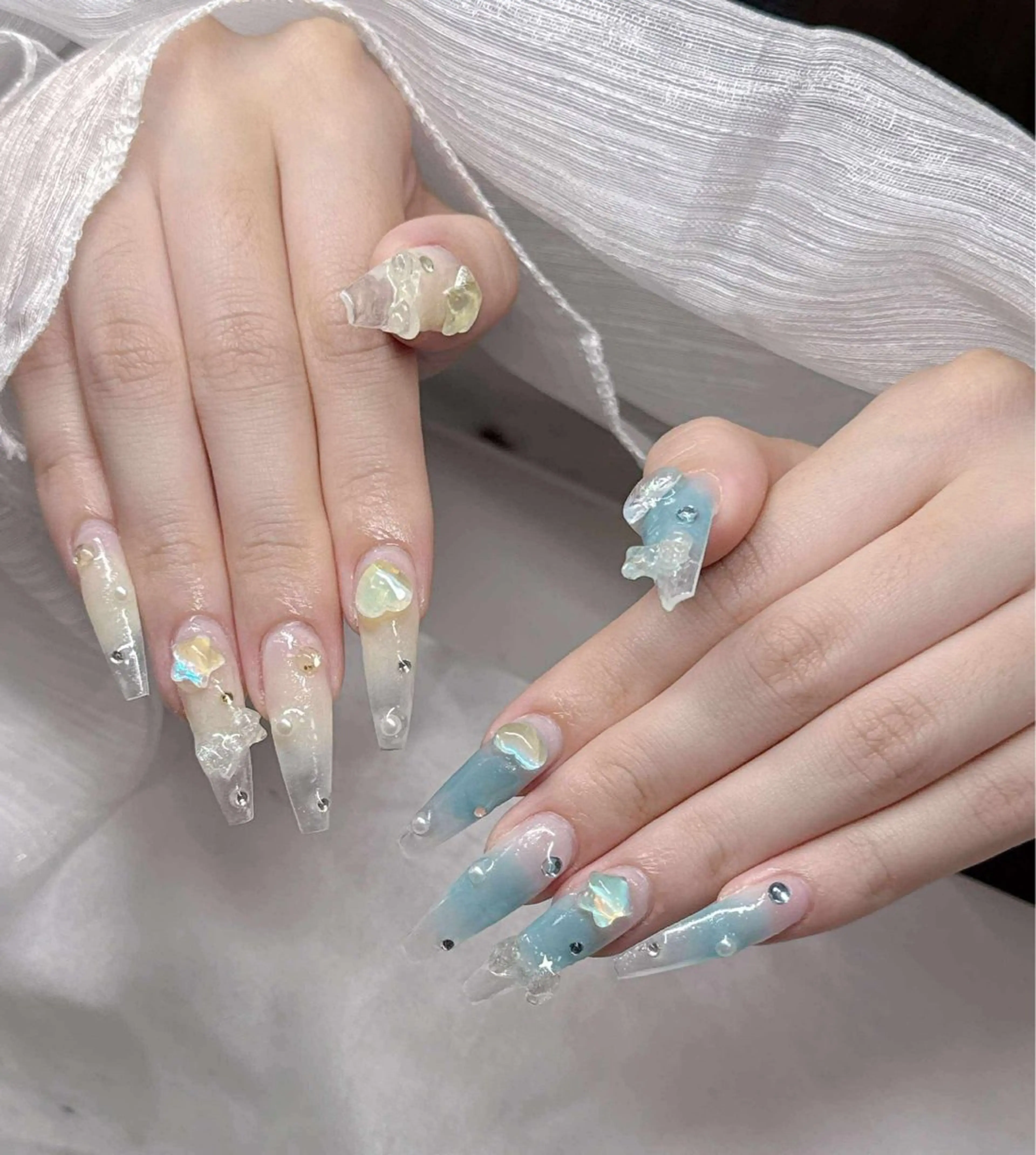 ネイル ハンドネイル Lee Nailsのネイルデザイン