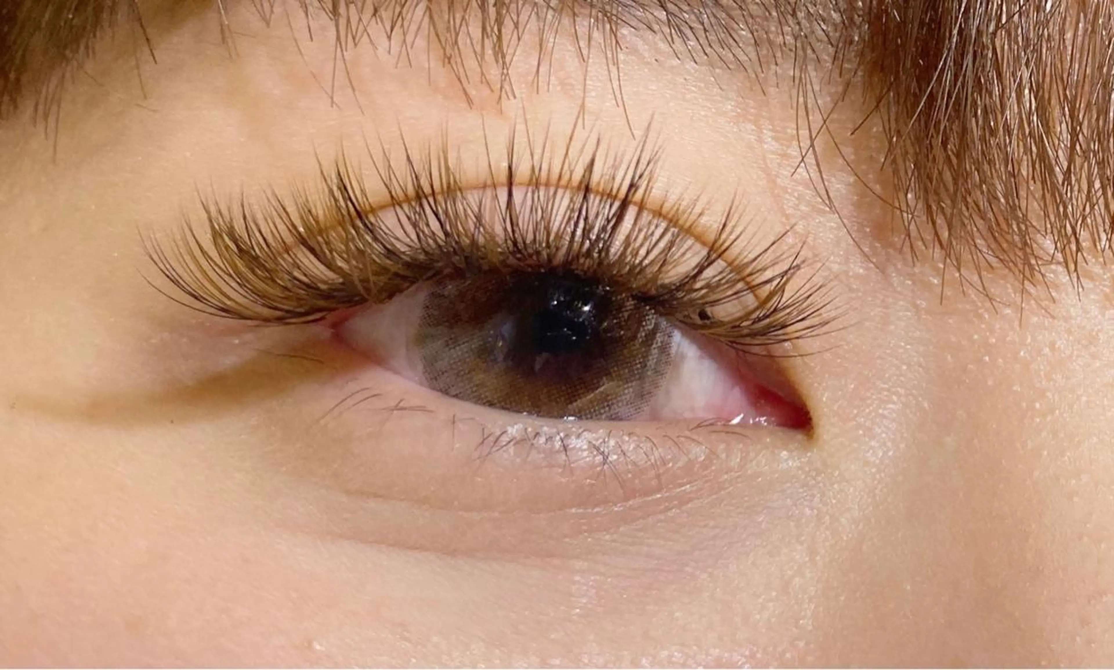 マツエク・マツパ 付け放題 カラーマツエク ボリュームラッシュ Carat Eyelash&Eyebrow 市川店所属・時田 友美のマツエク・マツパデザイン