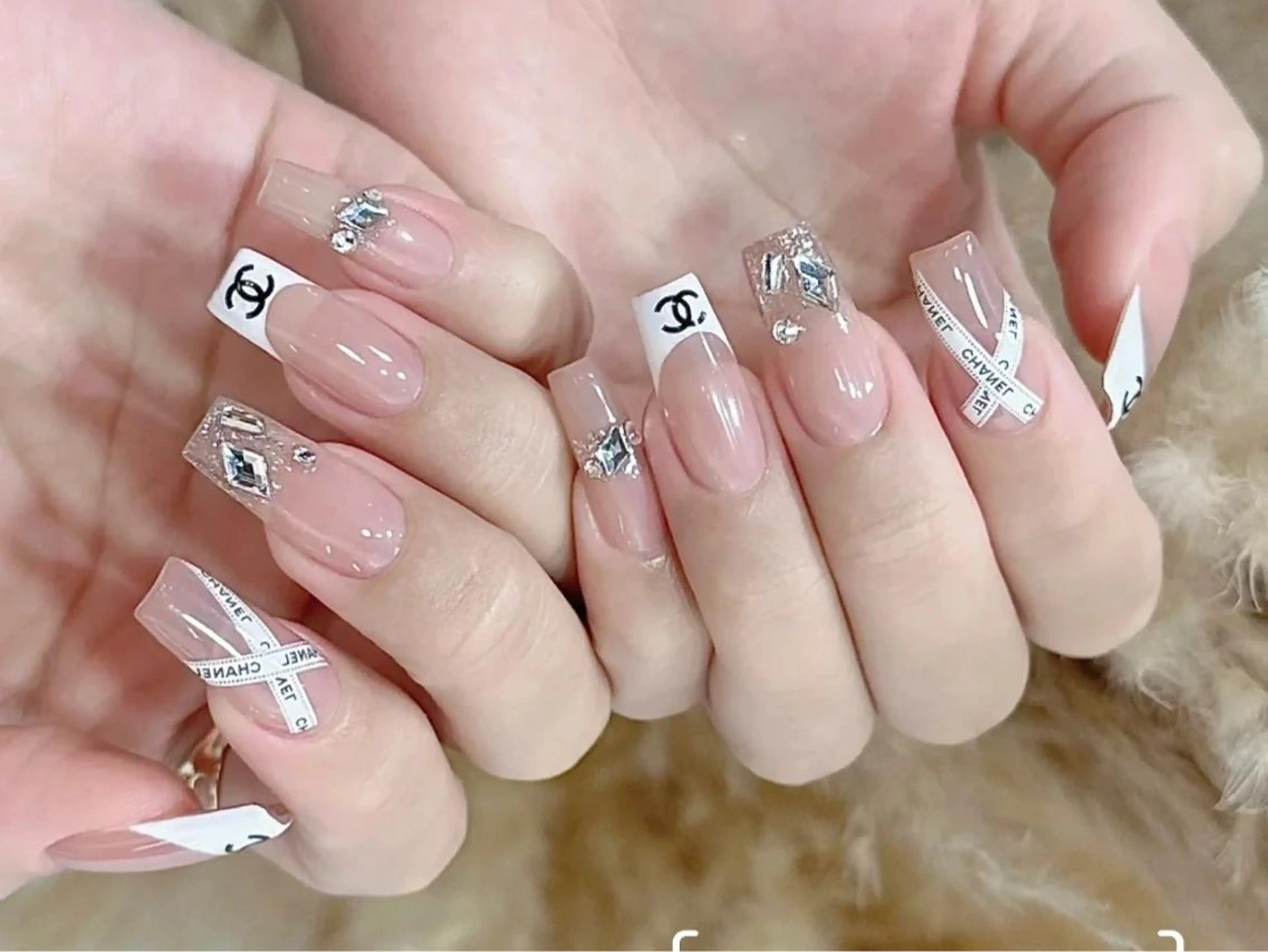 ネイル ハンドネイル 🎀CeCe nail🎀のネイルデザイン