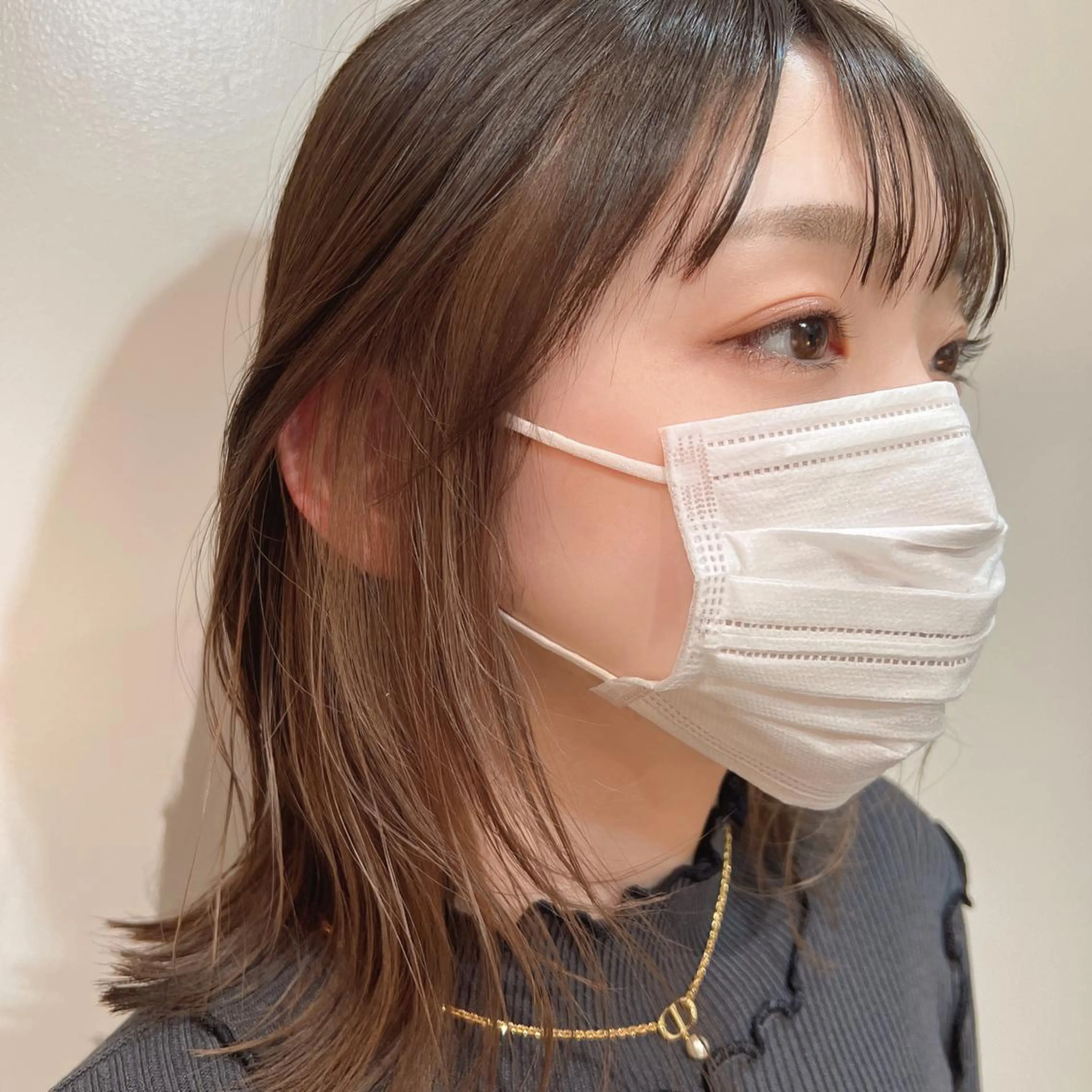 ミディアム La paix所属・パーソナルカラー lapiax阿部のヘアスタイル