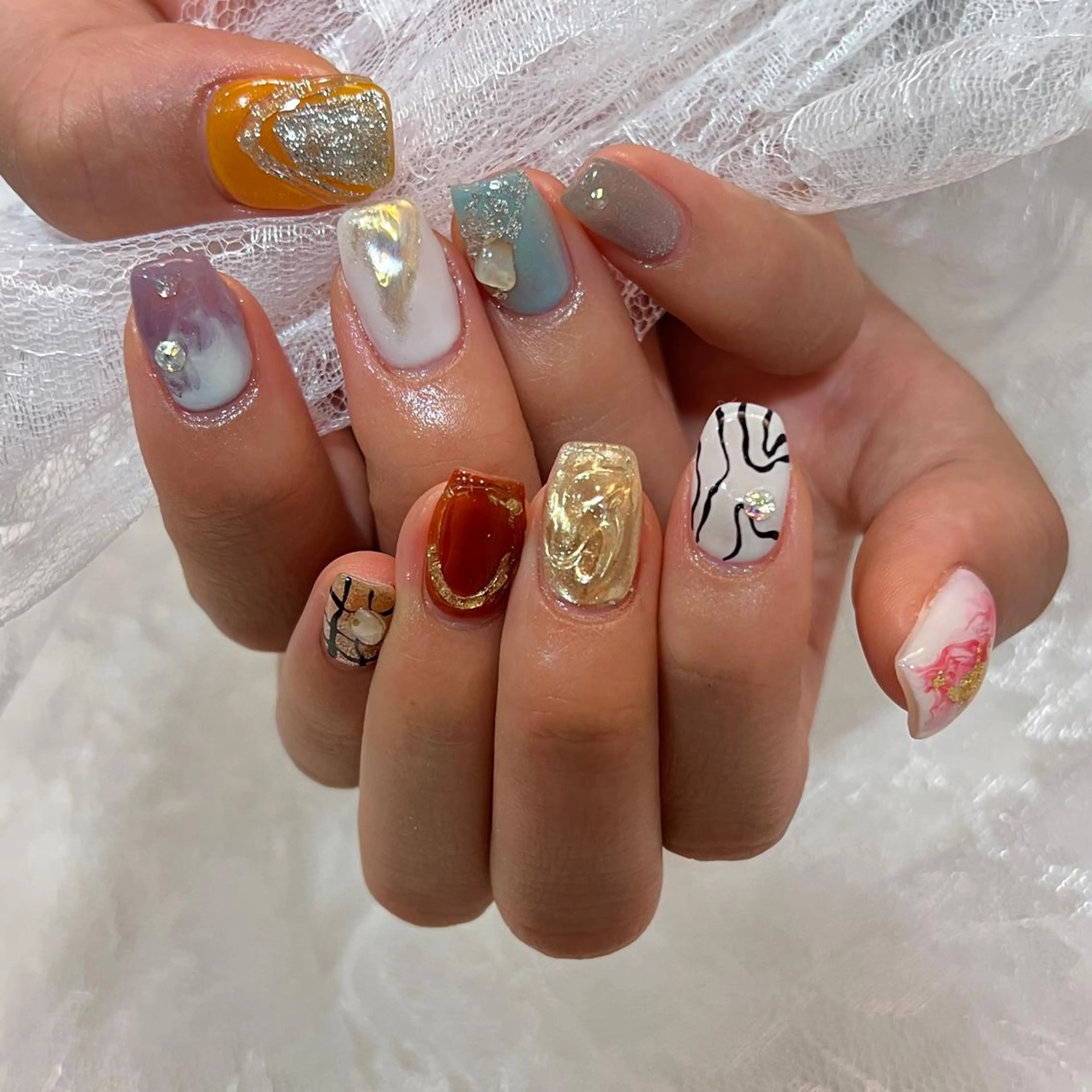 ネイル ハンドネイル 河野 弥月のネイルデザイン