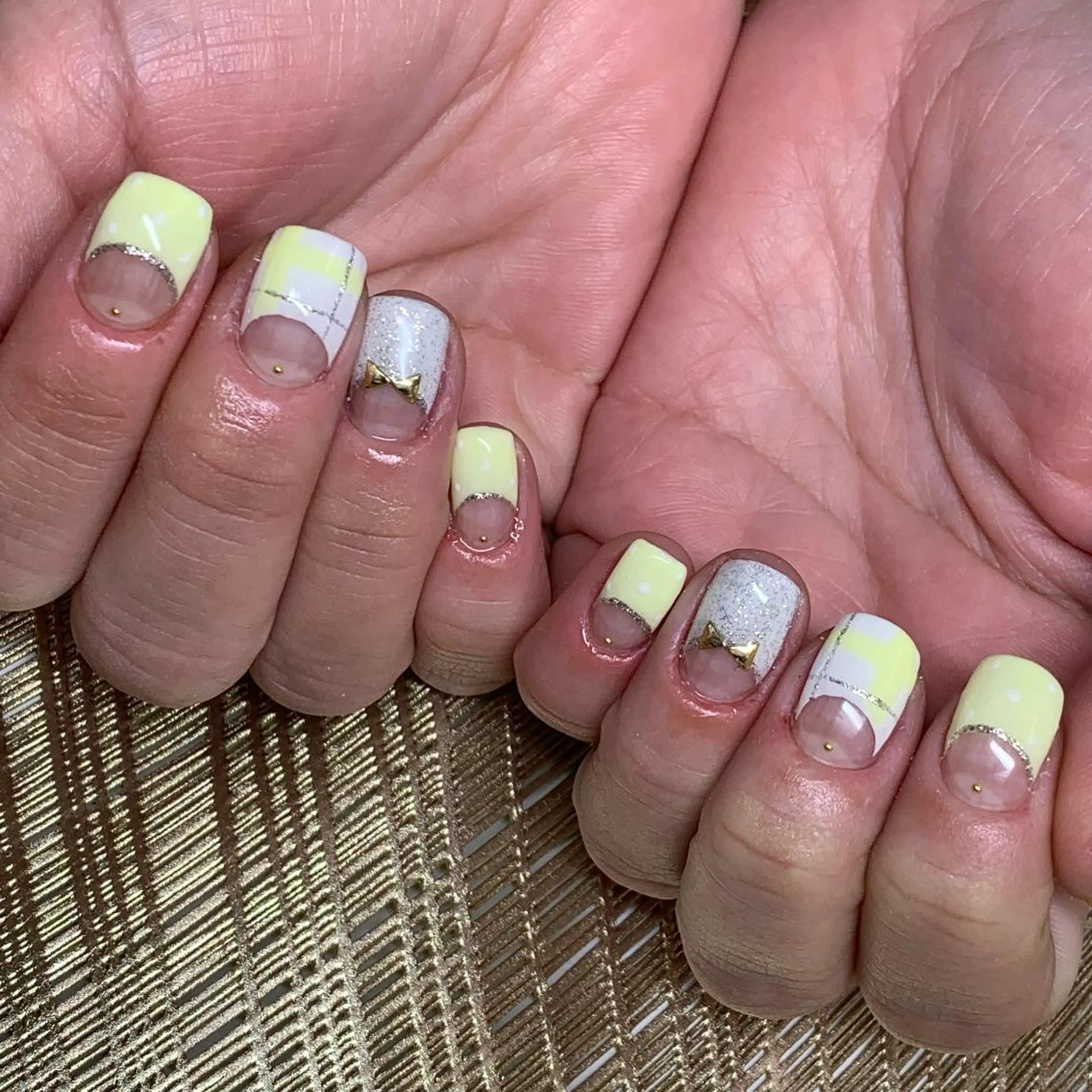 ネイル ハンドネイル καρδιά -ｶﾙﾃﾞｨｱ-のネイルデザイン