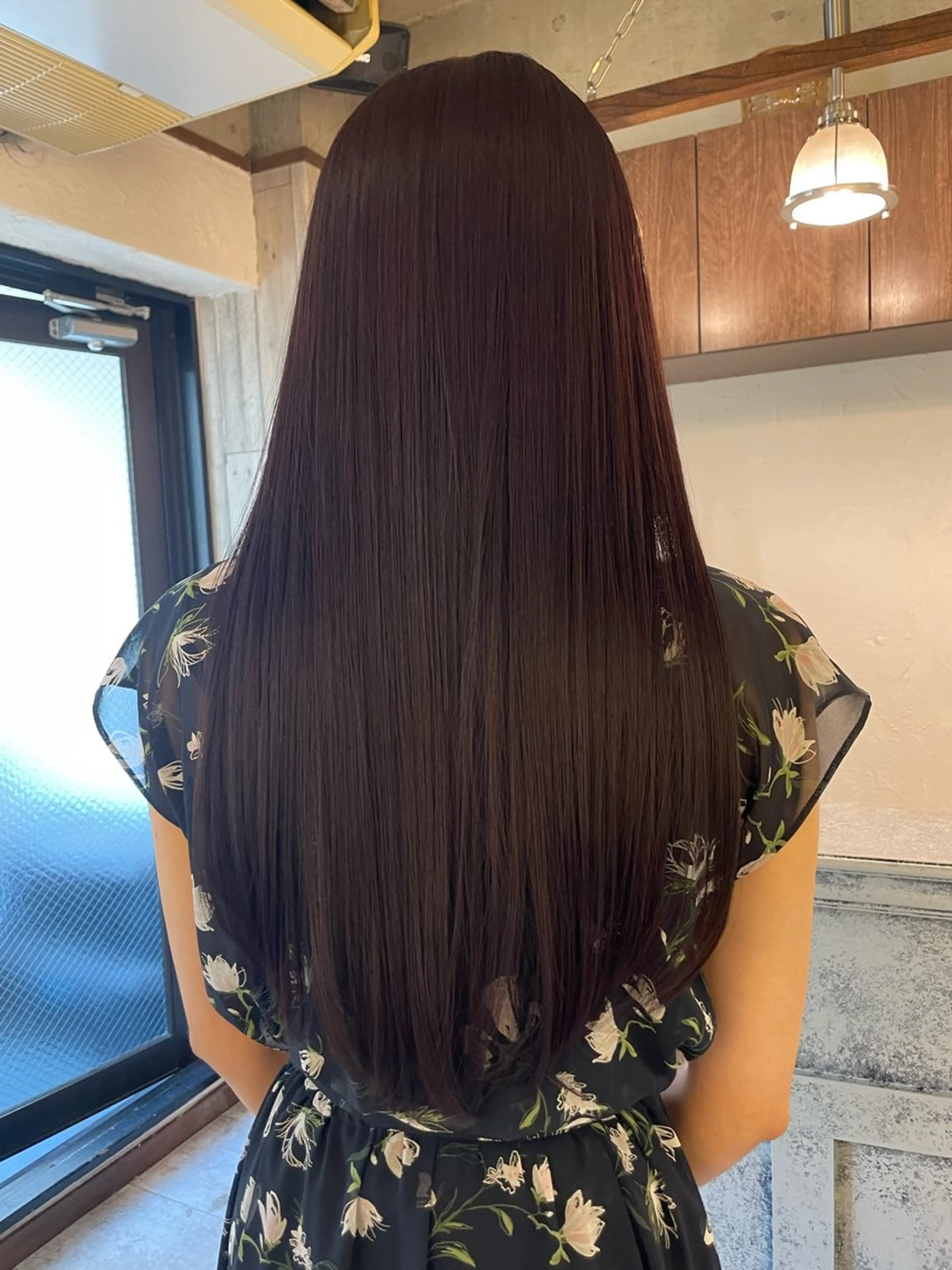 ロング トリートメント 酸熱トリートメント maina/透明感 ベージュ/ブラウンのヘアスタイル