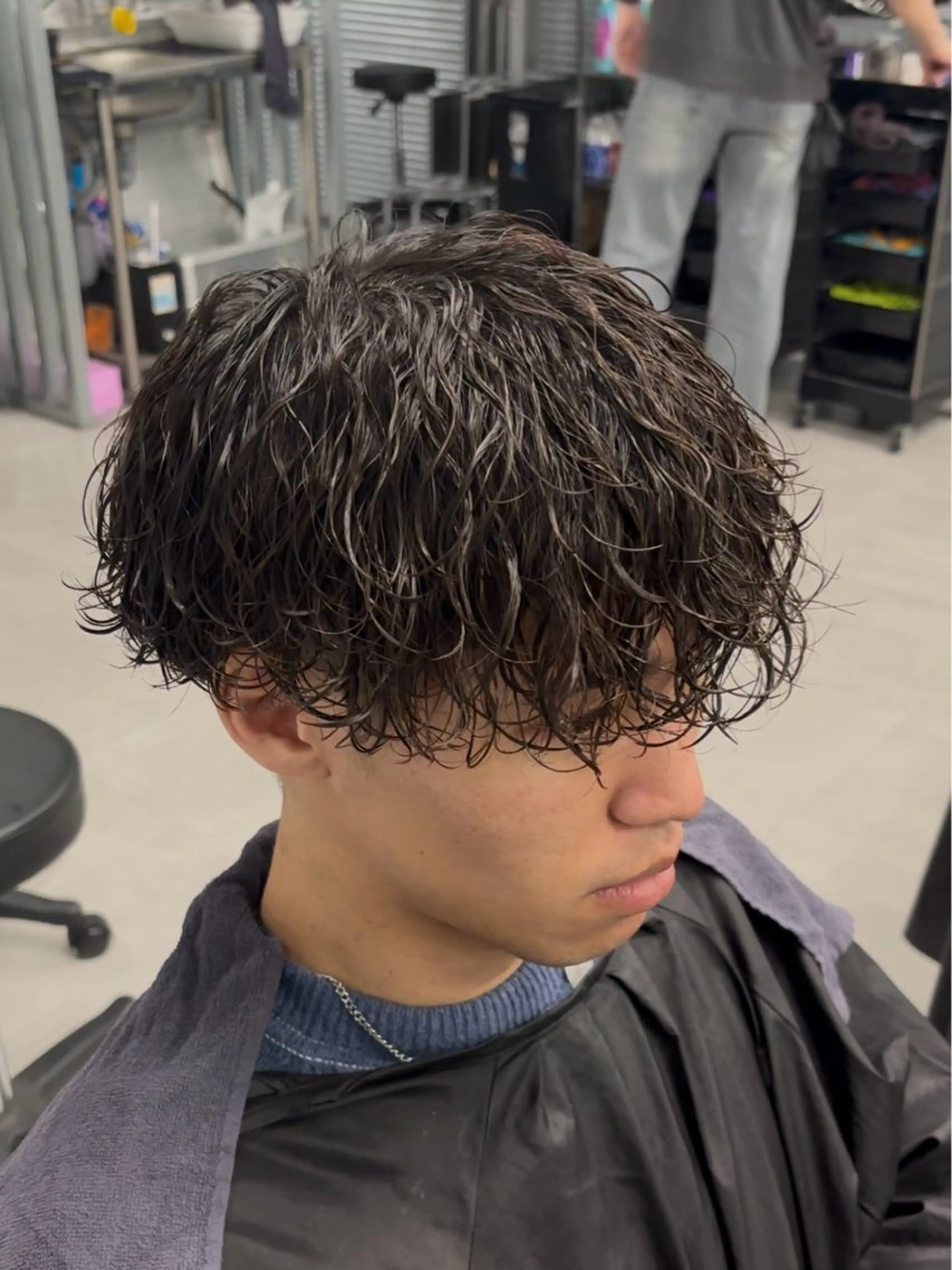 カット+波巻きパーマの写真