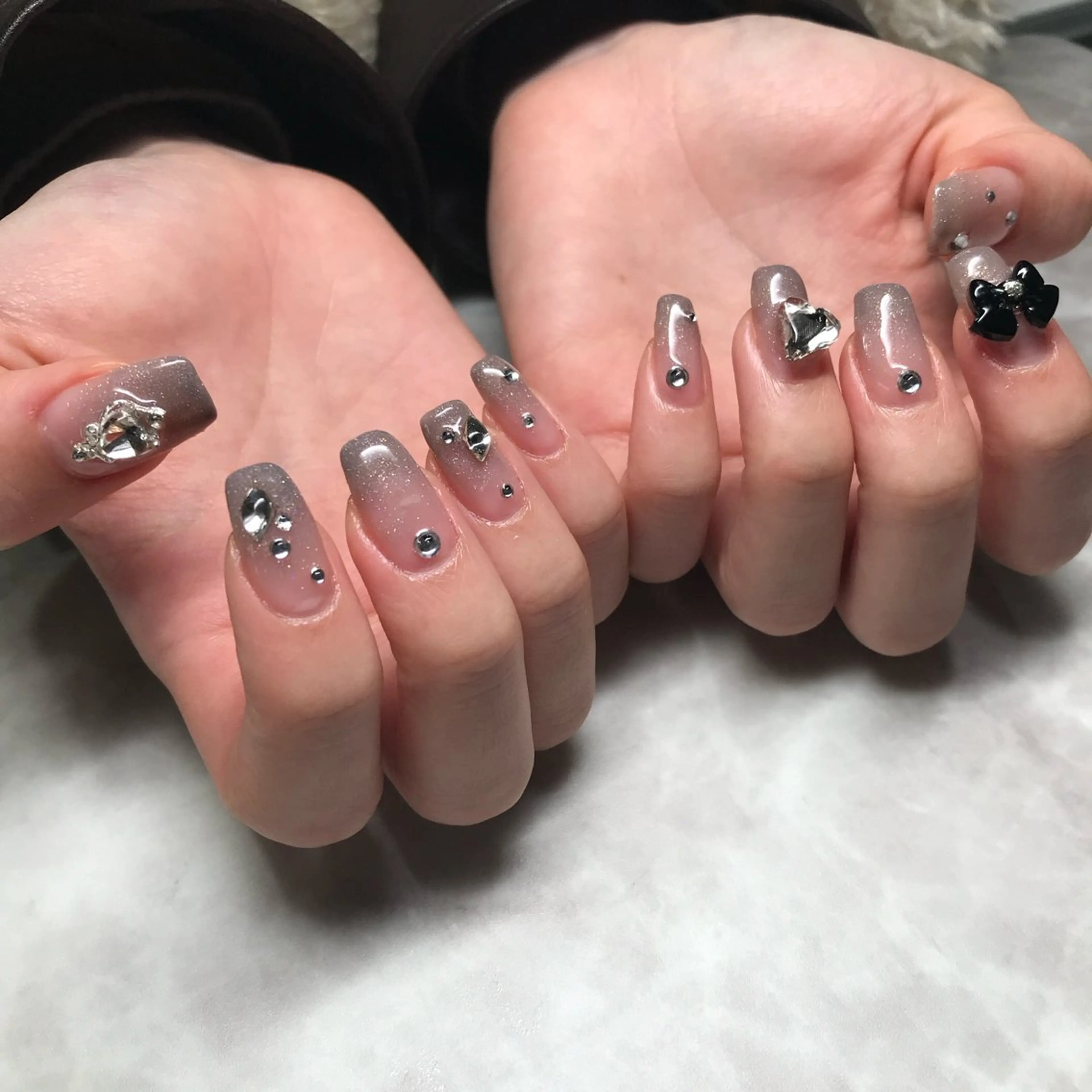 ネイル グラデーション ストーンネイル C for nailのネイルデザイン