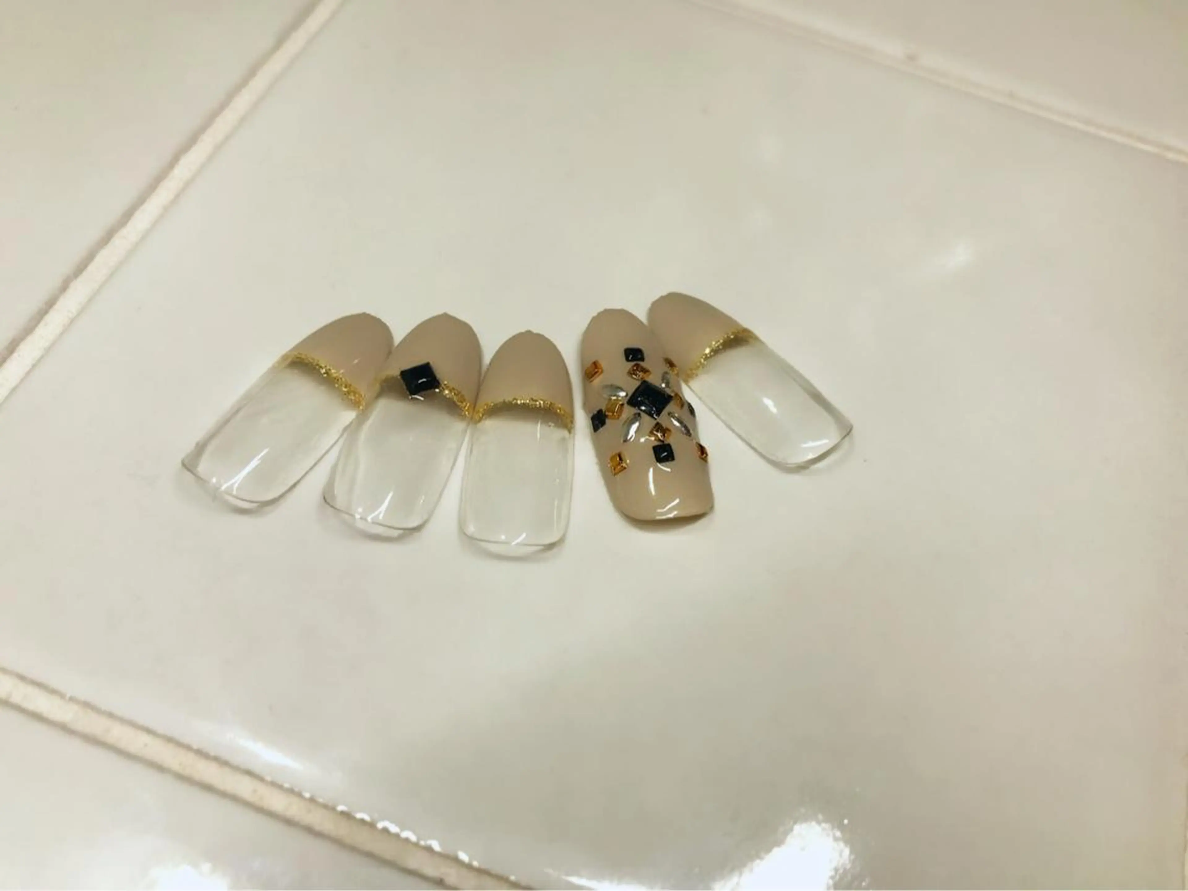 ネイル A MODO MIOのネイルデザイン