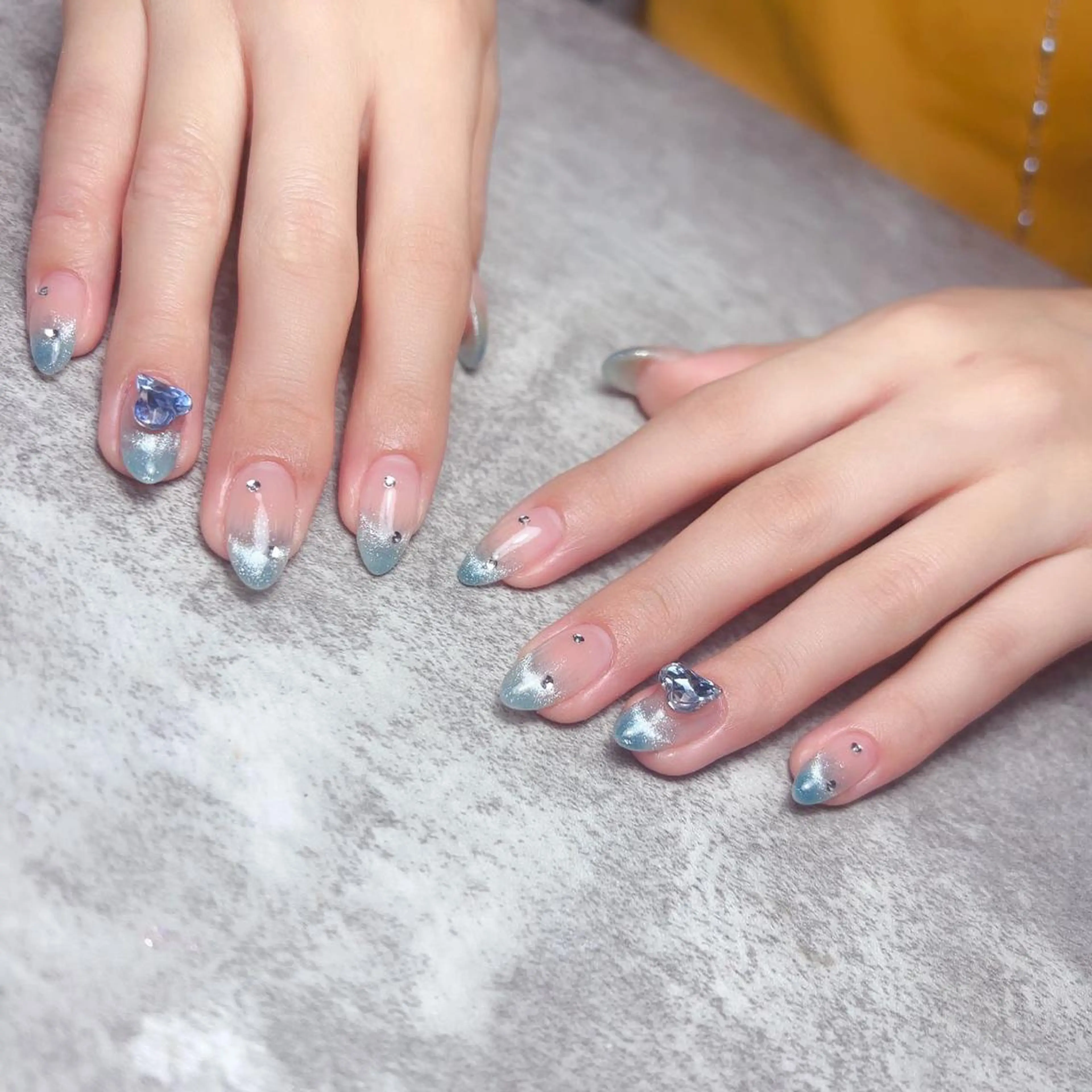 ミディアム めぐみのネイルサロン 惠のネイルデザイン