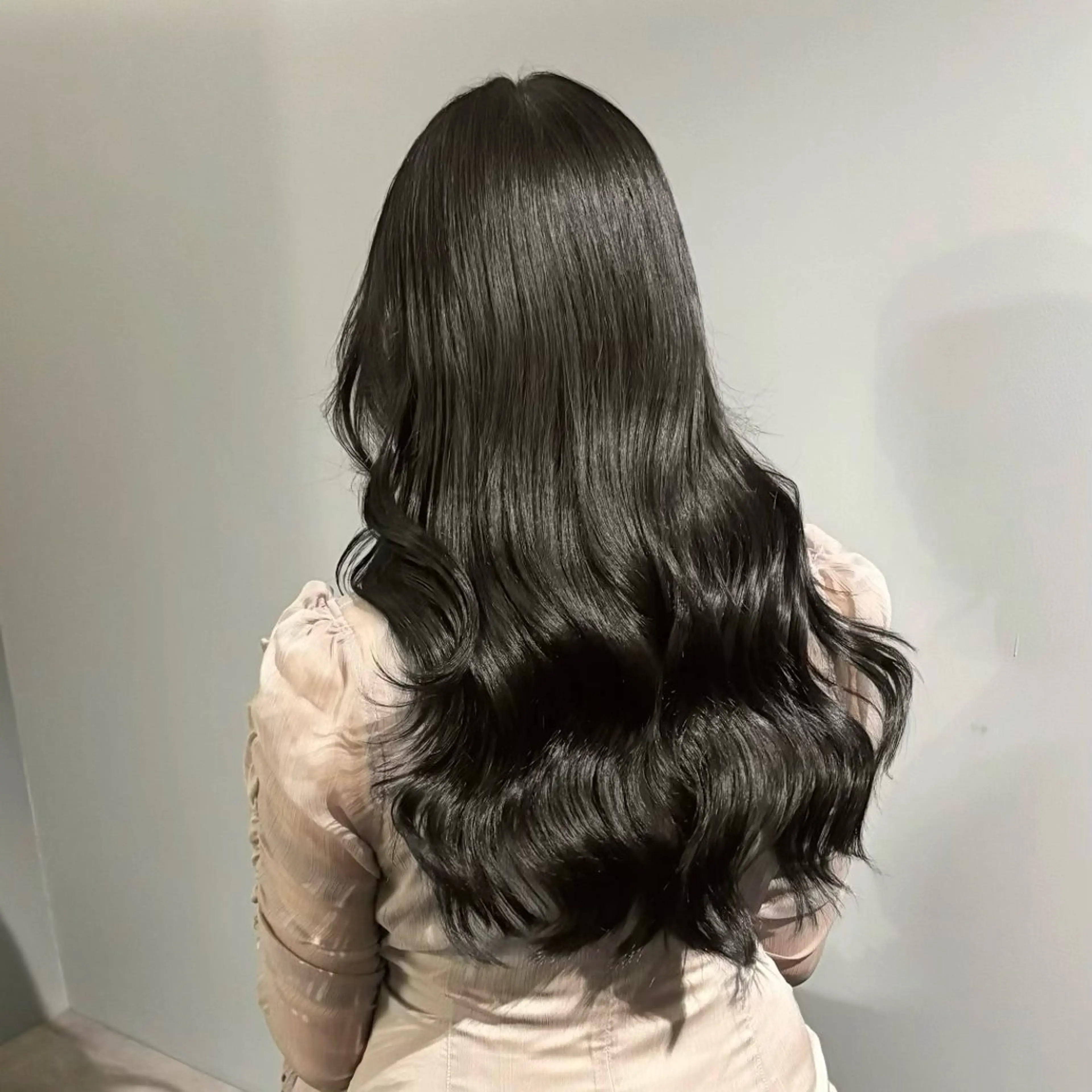 ロング 韓国風ヘア ヘアカラー トリートメント シオン/艶髪/ グレージュカラーのヘアスタイル