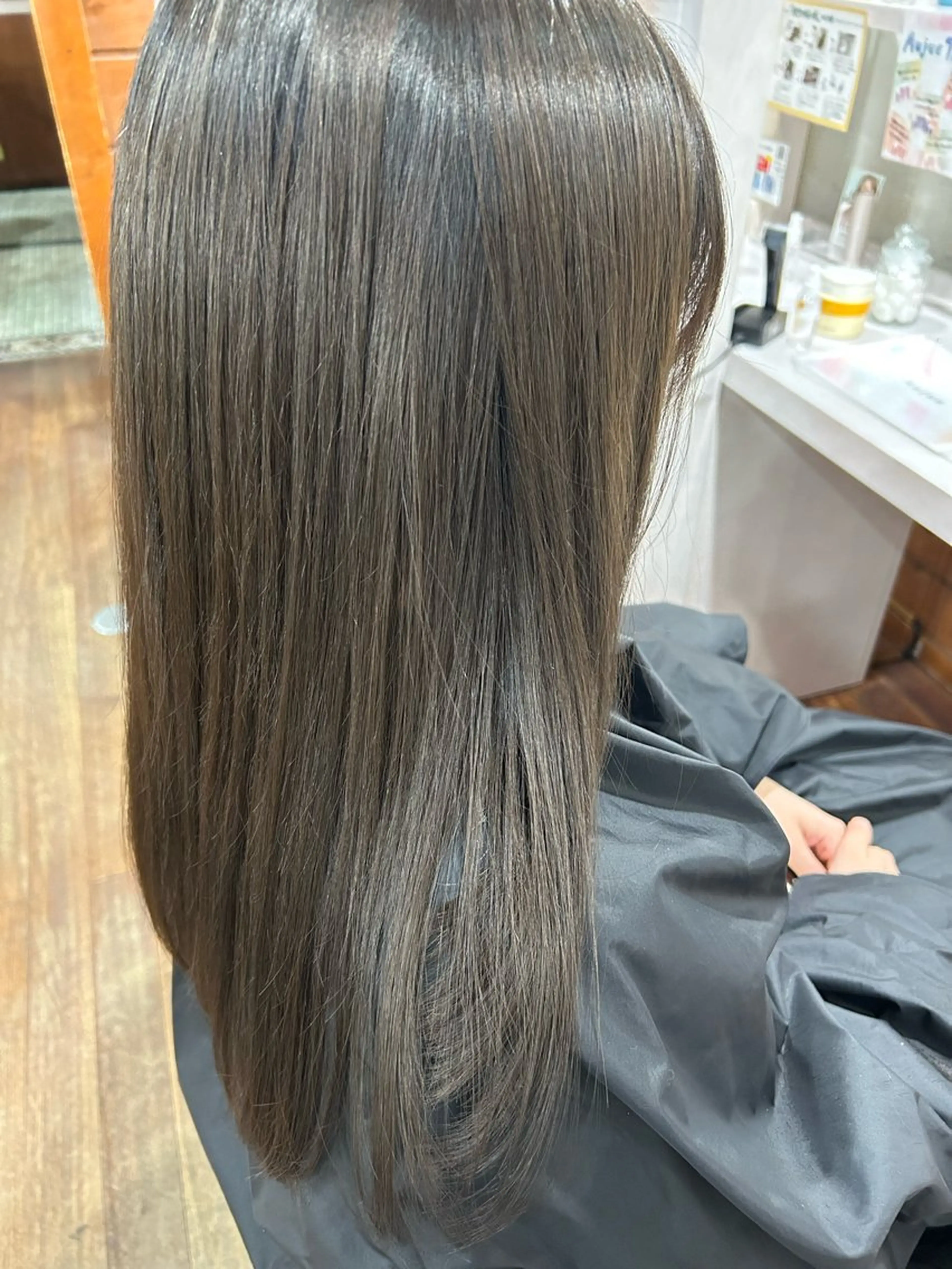 ロング 古澤 優香のヘアスタイル