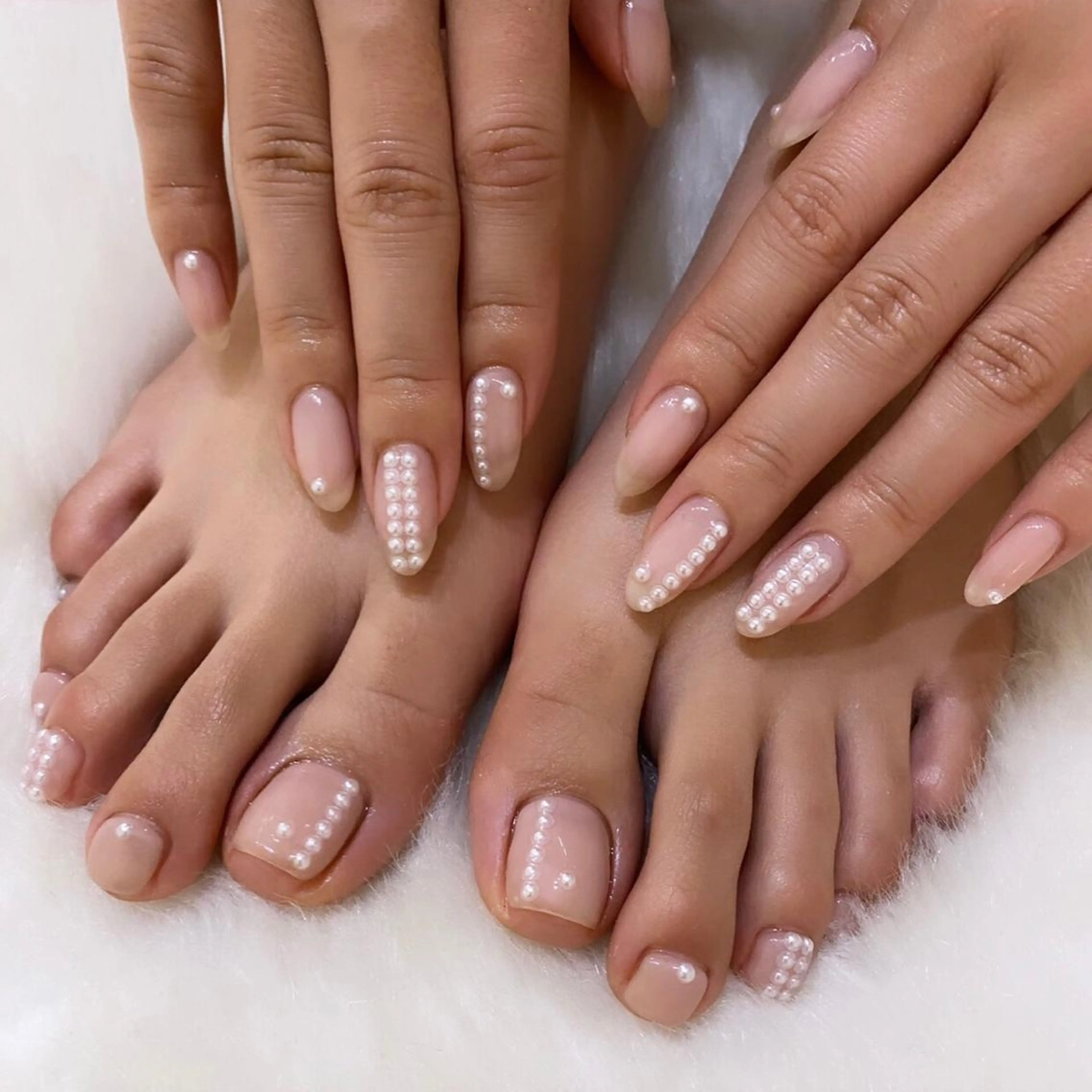 ネイル ハンドネイル フットネイル ハンドケア Nes.Nail所属・Miyagi Asamiのネイルデザイン