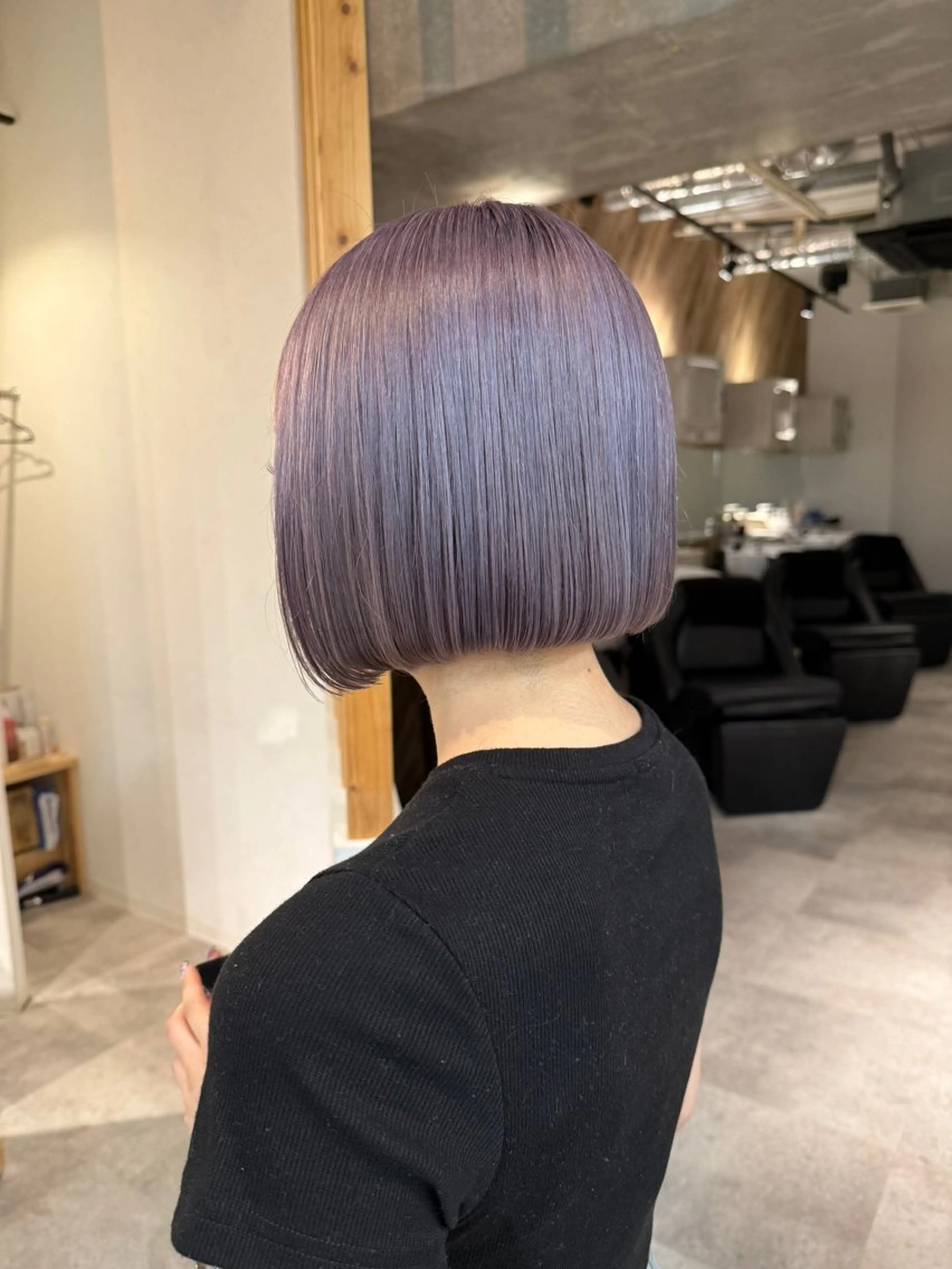 ミディアム カラー ラベンダーカラー Bei Licoldo.所属・マツオカ マコのヘアスタイル