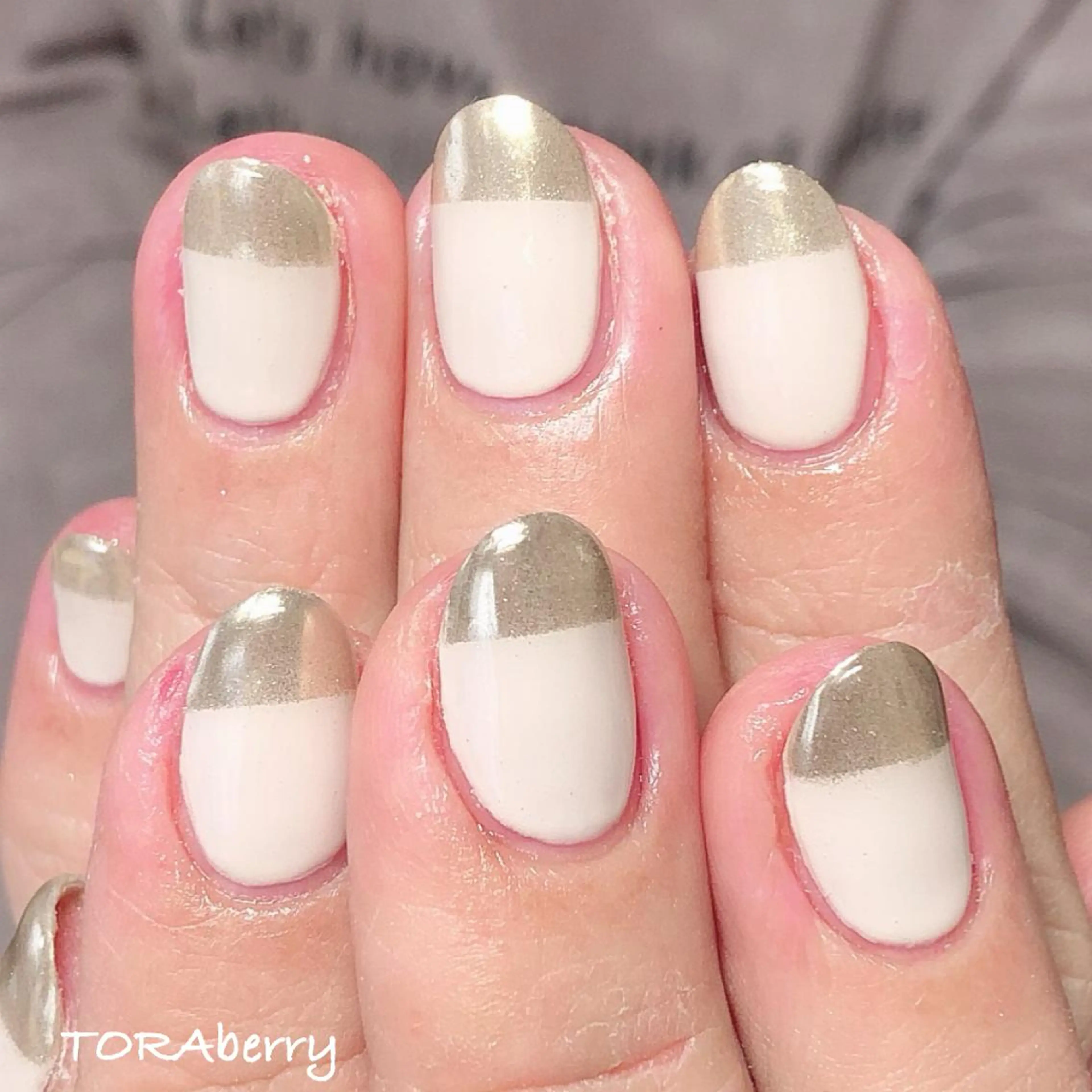 ネイル フレンチネイル ミラーネイル ハンドネイル ネイリスト なつみのネイルデザイン