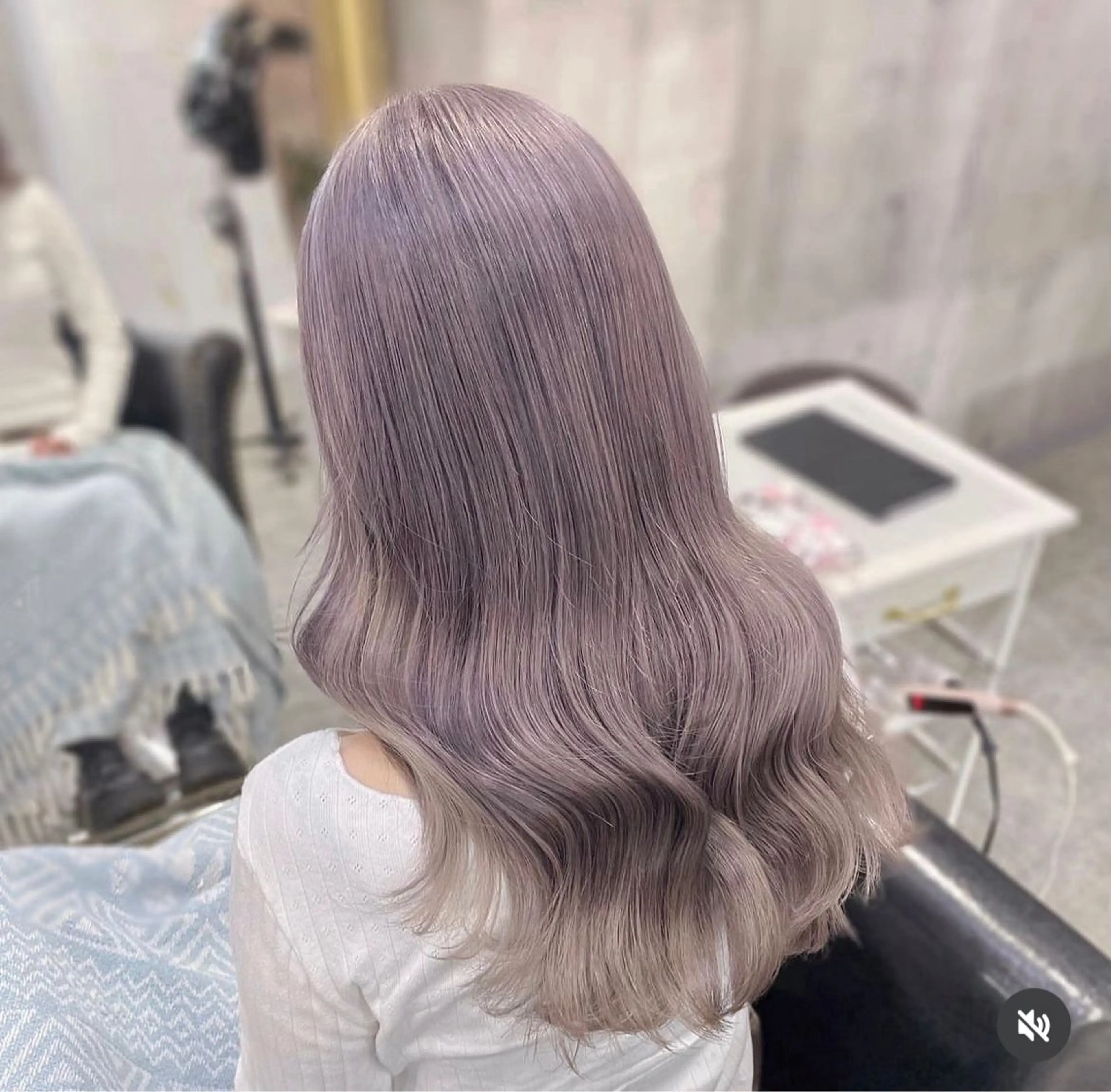 ロング カラー シールエクステ ブリーチ ダブルカラー グレージュ ハイトーンカラー MIRAC所属・Ryoichi⛓️ 韓国ヘア/ハイトーンのヘアスタイル