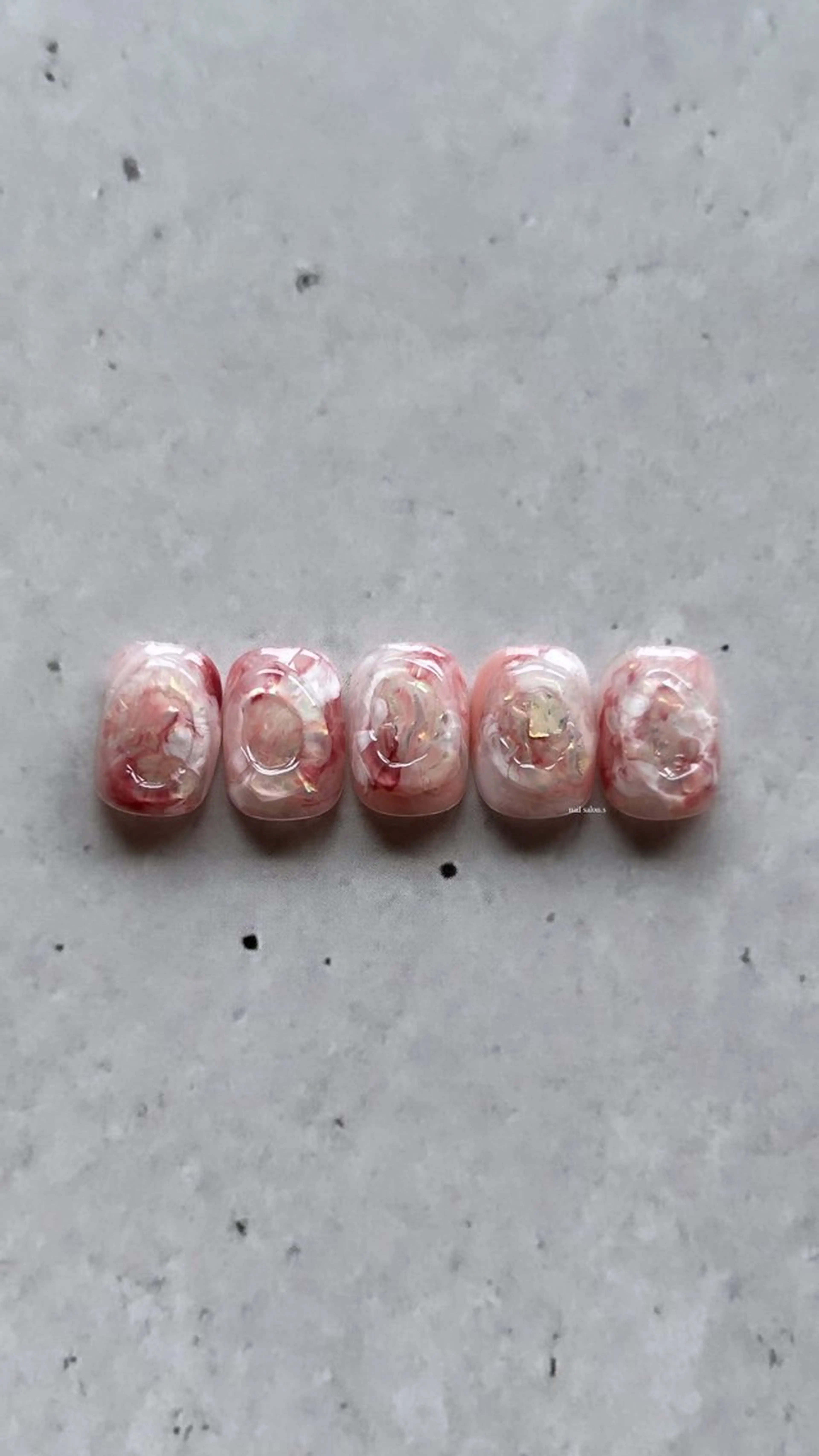 ネイル 関山 志乃のネイルデザイン