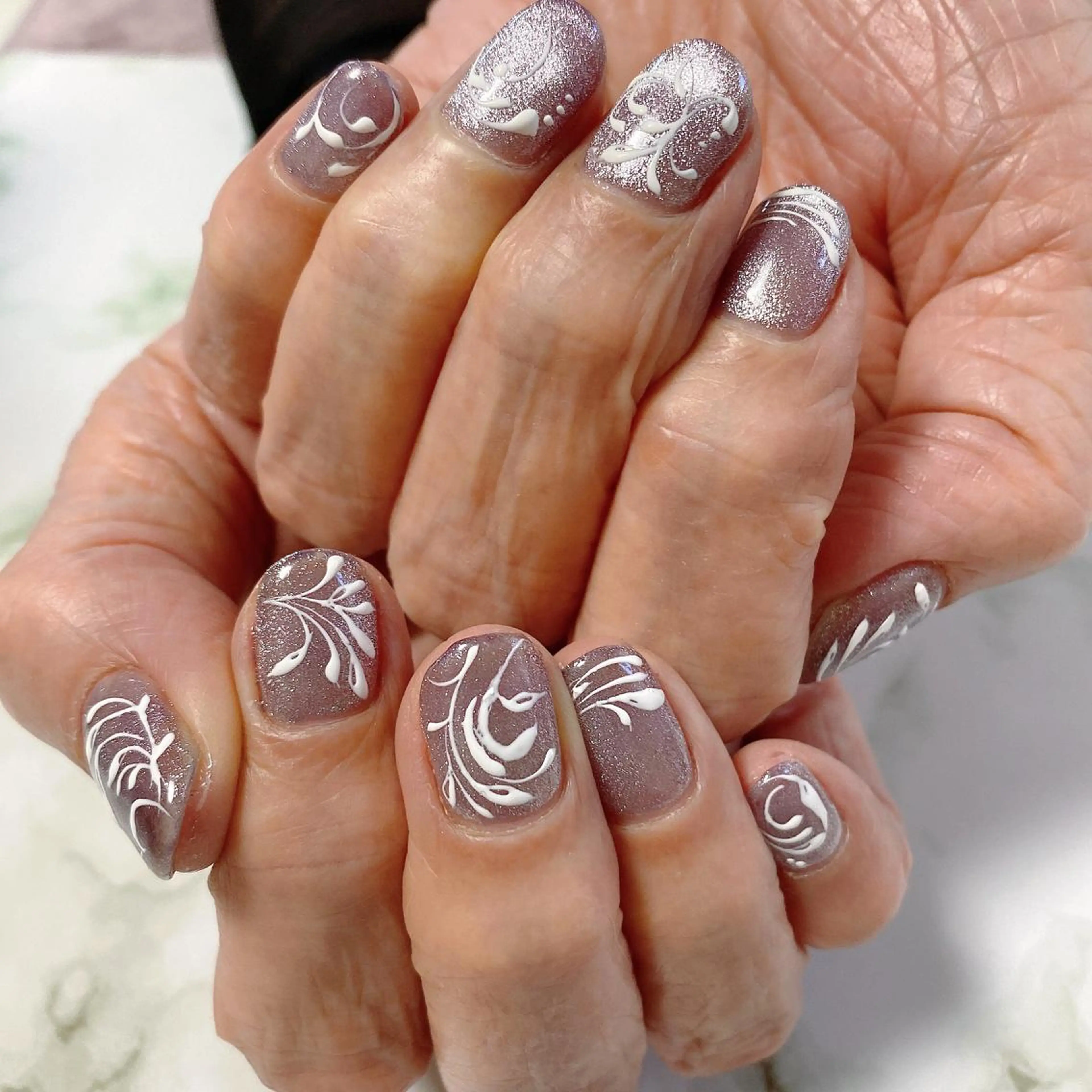 ネイル マグネットネイル パープル Cleo クレオのネイルデザイン