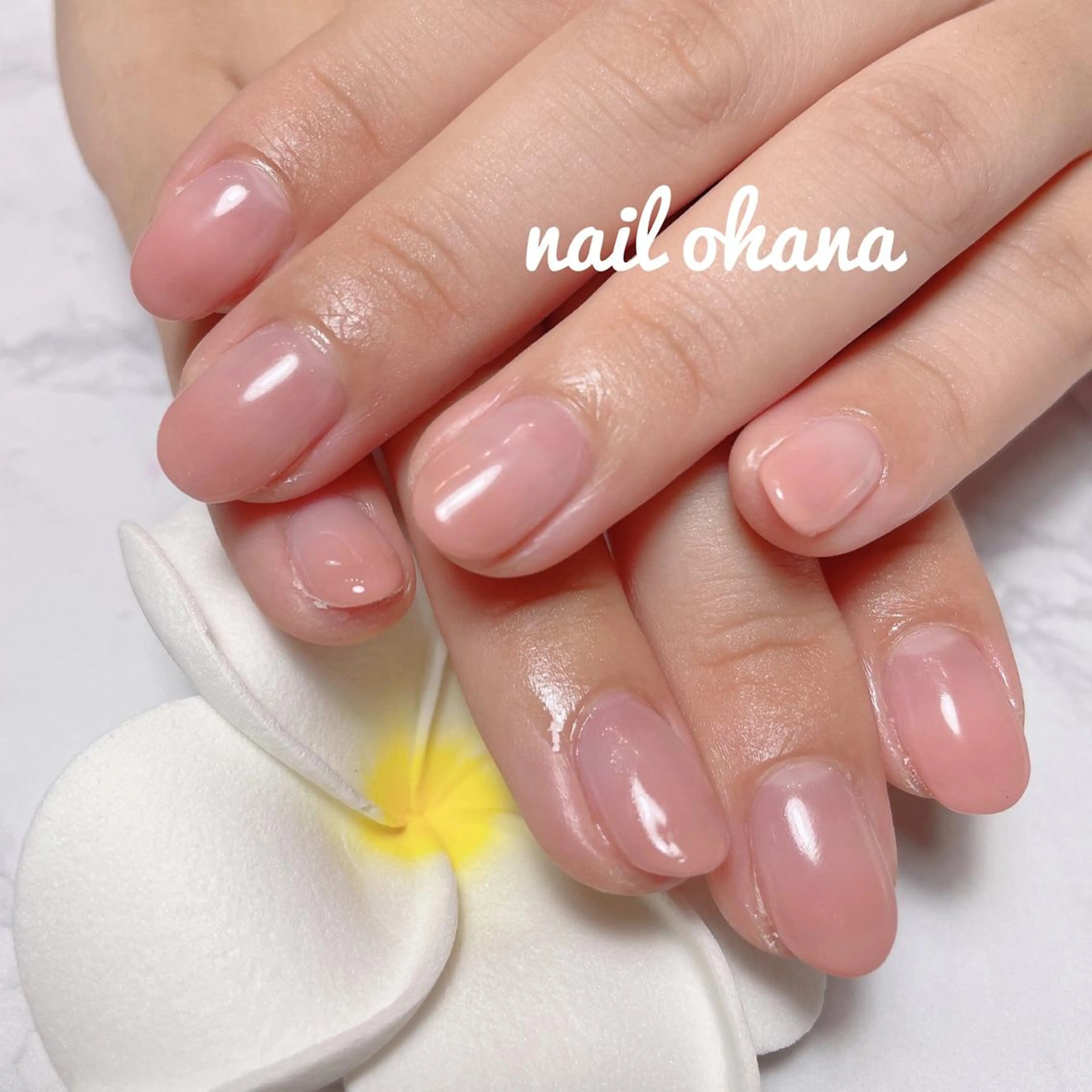 ネイル ジェルネイル グラデーション 持ち込み ピンク シンプルネイル 那覇🏝️台湾人 ネイリストSHIUのネイルデザイン