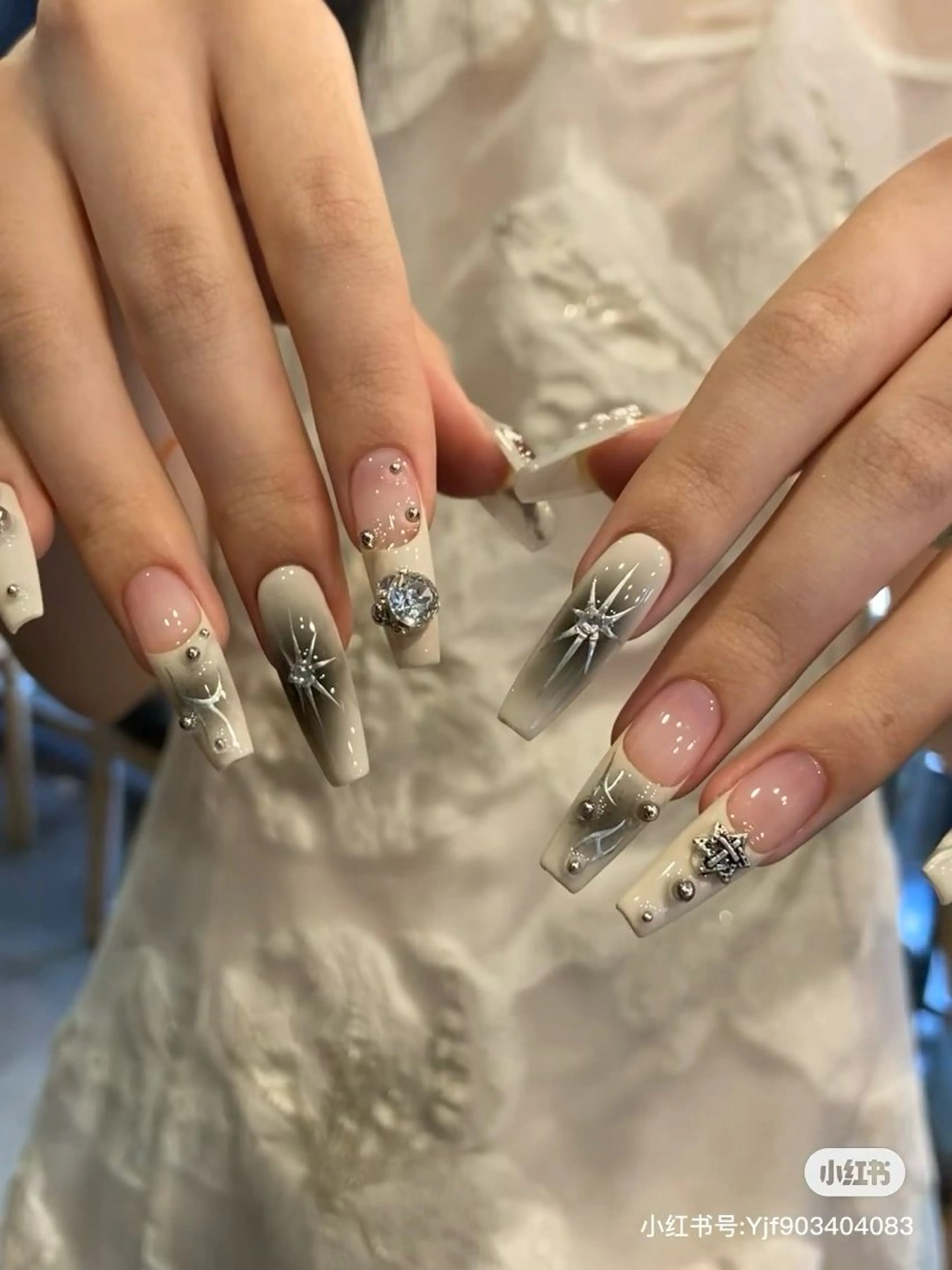 ネイル Hana  NAIL所属・新宿YISInail スカルプ専門店のネイルデザイン