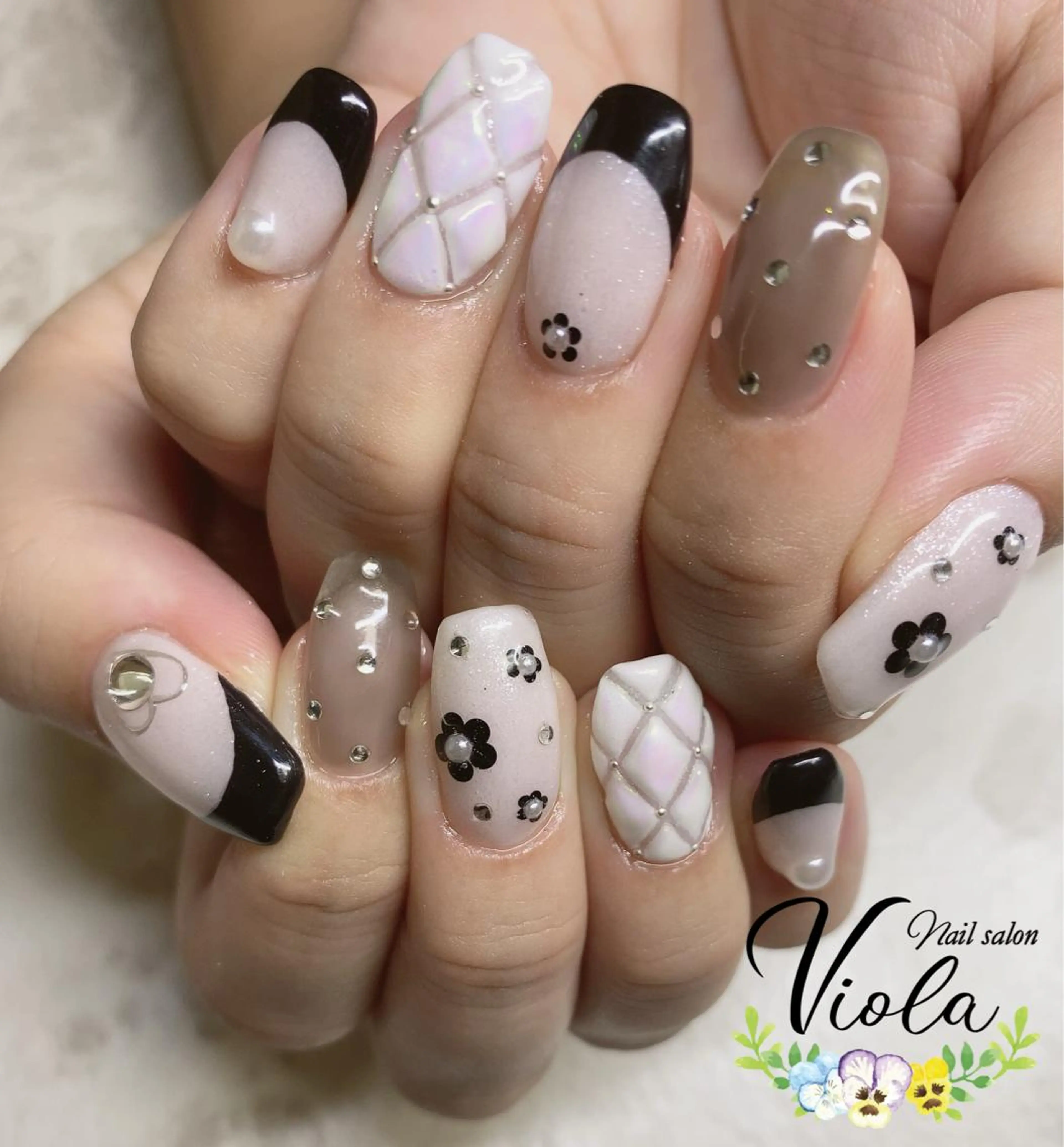 ネイル ハート ミラーネイル ハンドネイル Nailsalon Viola所属・ネイルサロン Violaのネイルデザイン
