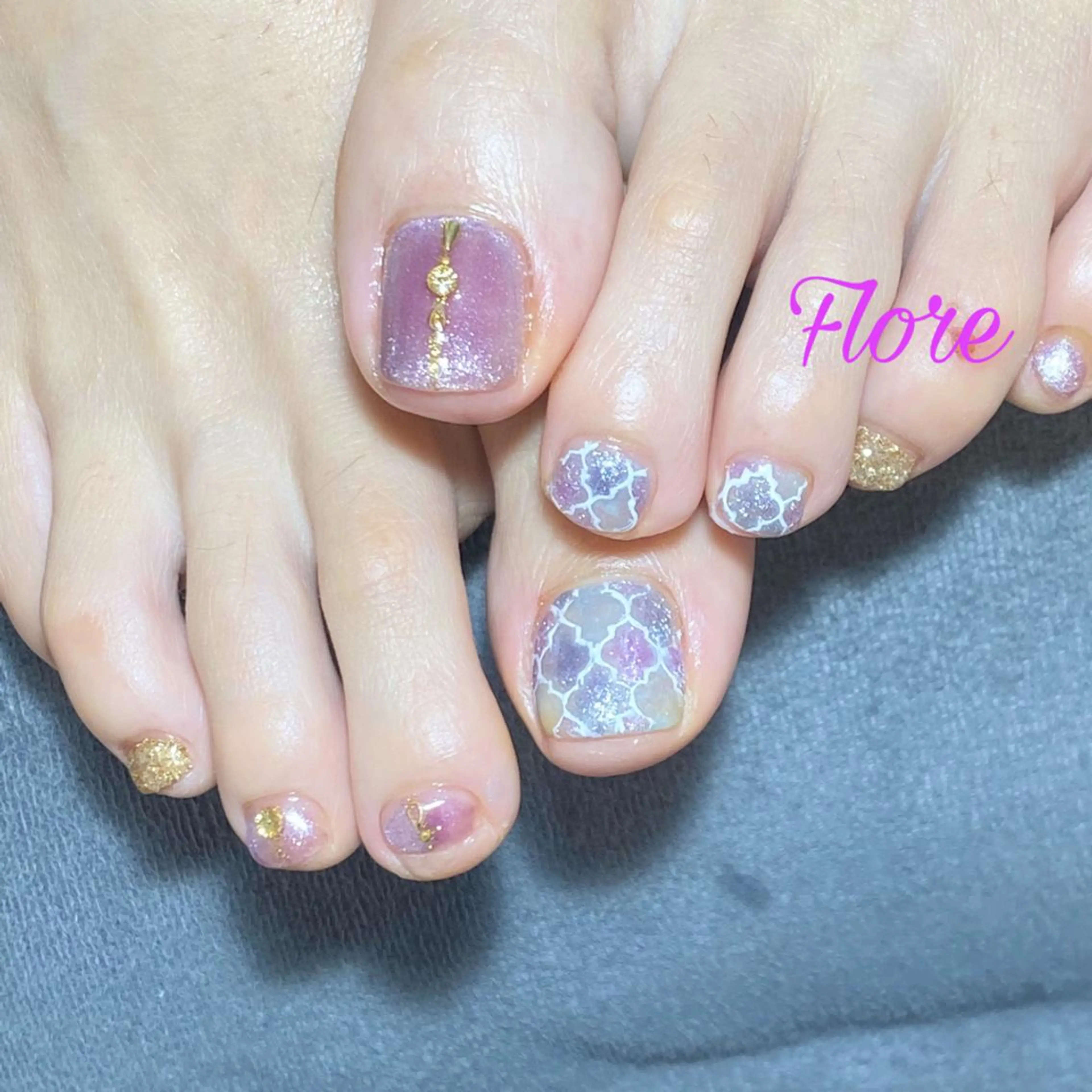 ネイル Flore (フロール)の眉毛・アイブロウイメージ