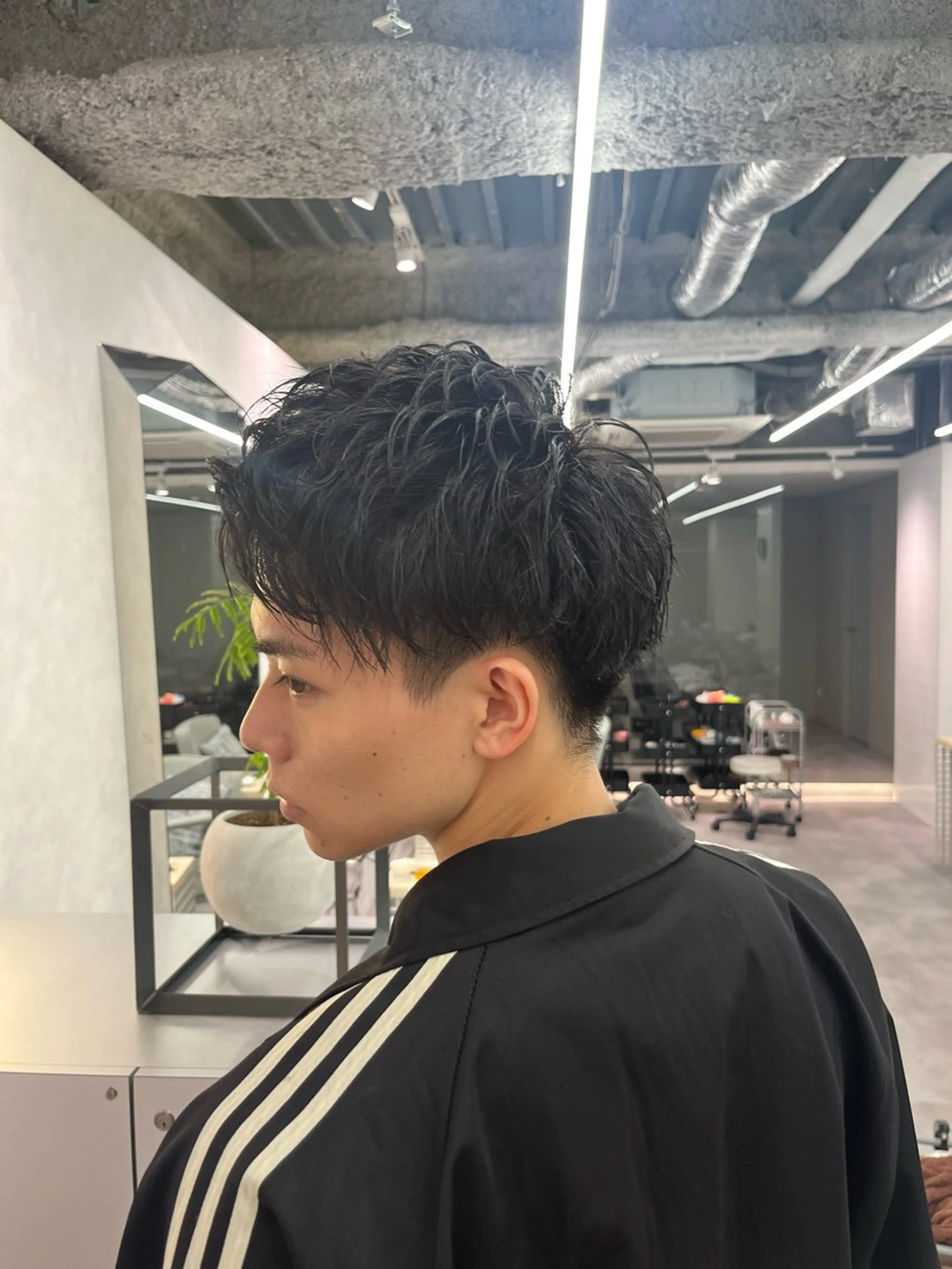 メンズ アップバング メンズパーマ カット メンズ特化美容師 水野友貴のヘアスタイル
