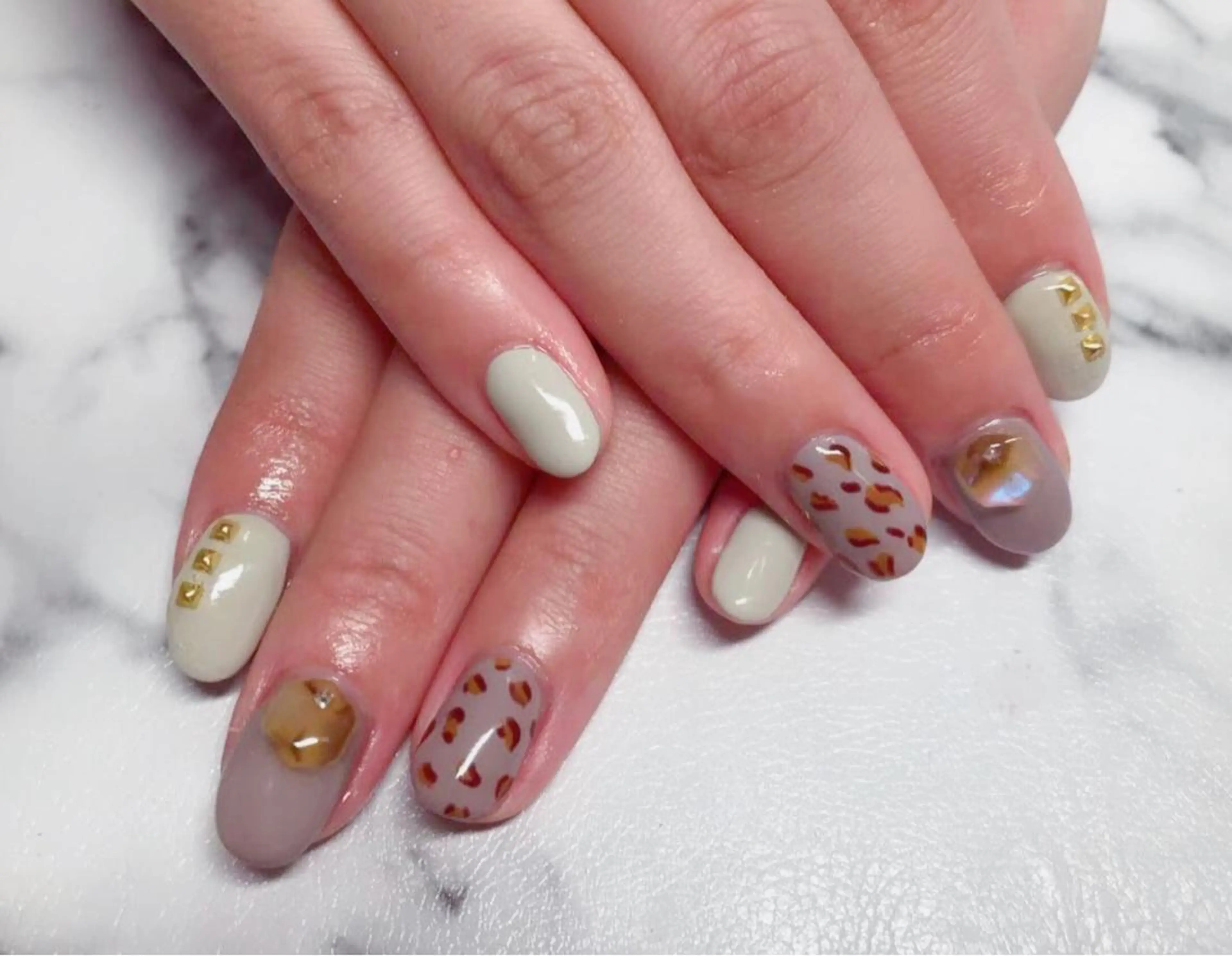 ネイル ハンドネイル マジックミラー所属・マジック ミラーのネイルデザイン