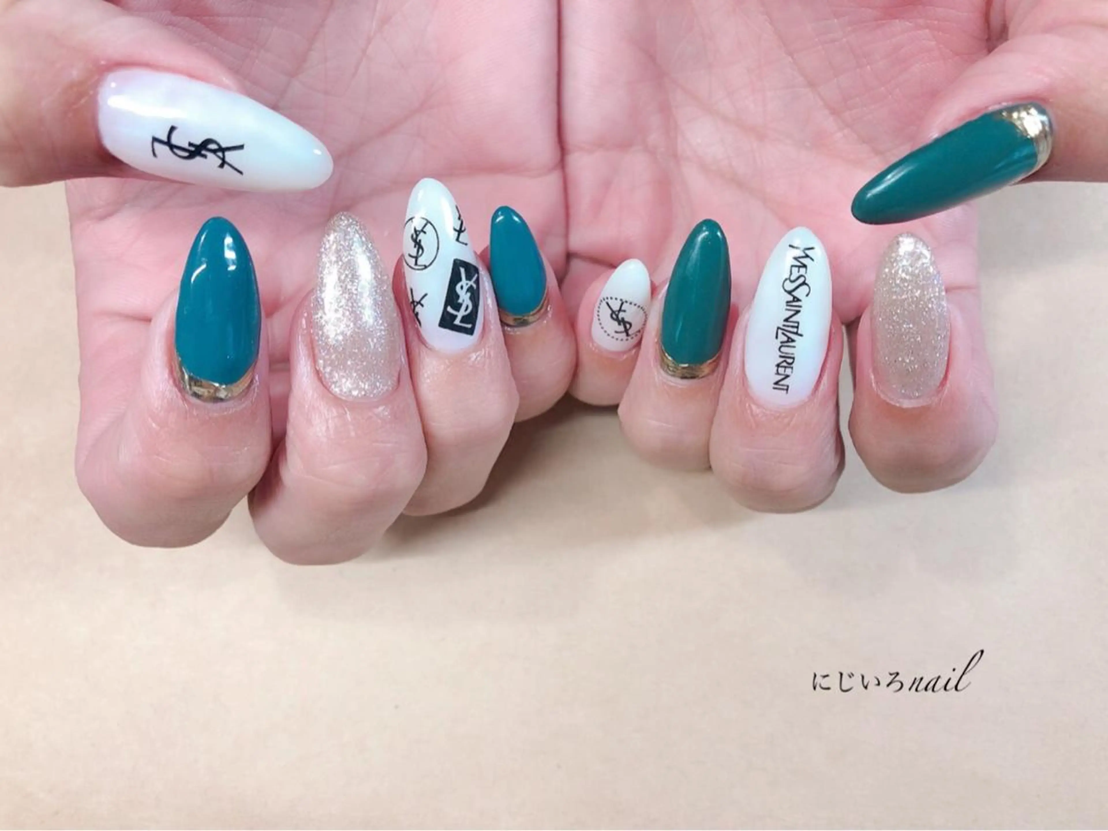 ネイル にじいろ nailのネイルデザイン