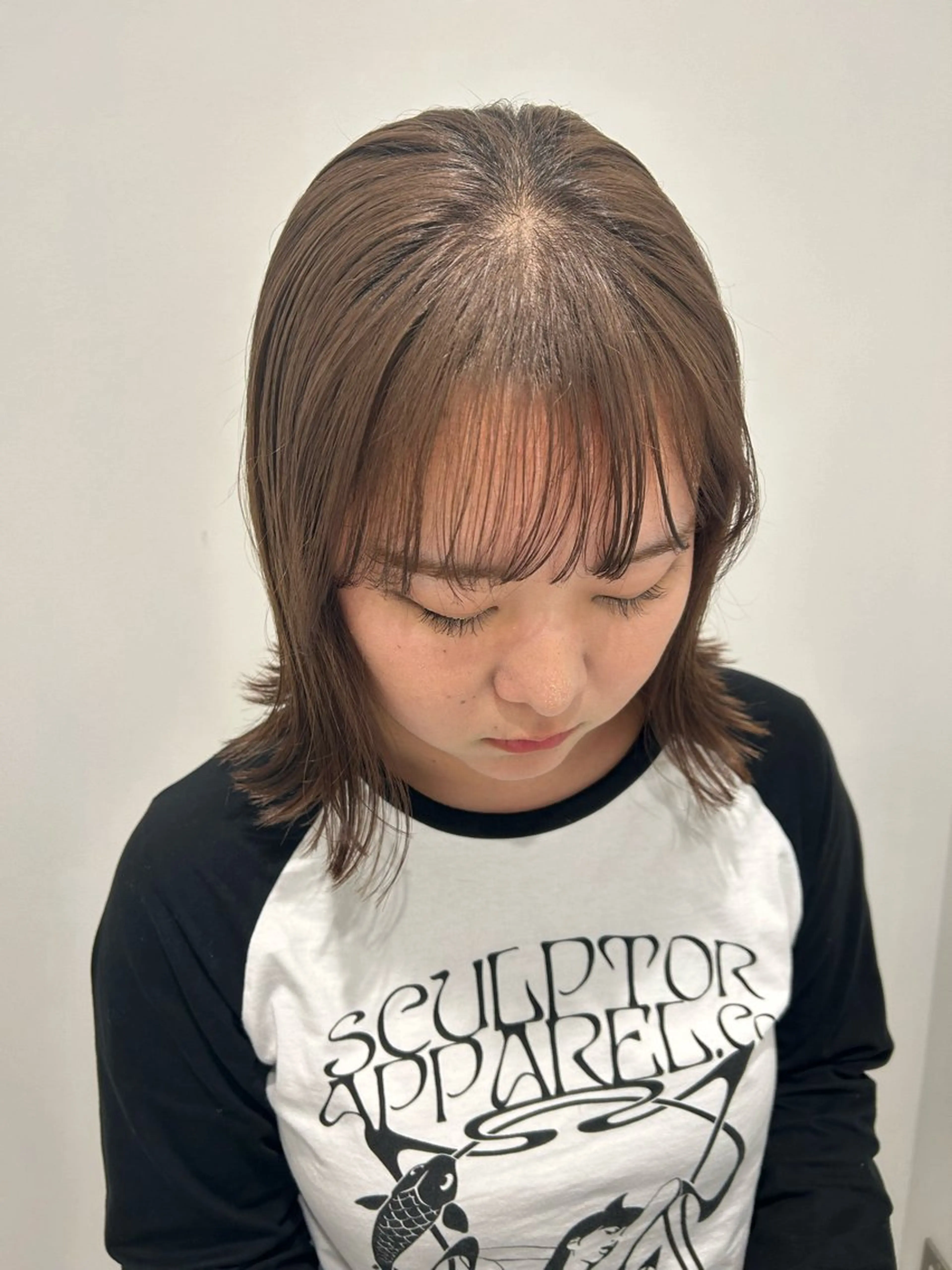 ミディアム レイヤー・ナチュラル RUKUのヘアスタイル