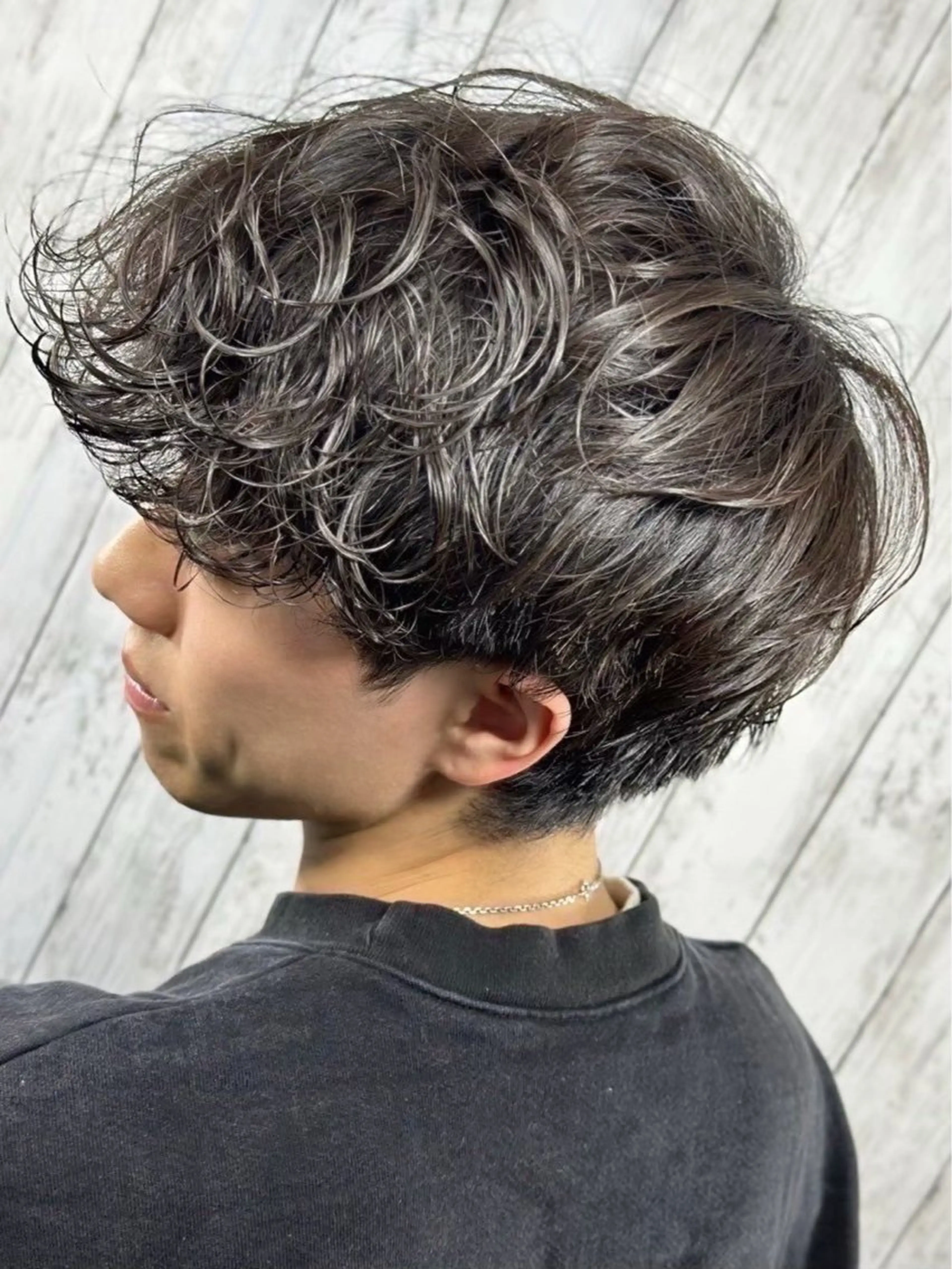 ミディアム パーマ ヘアアレンジ メンズ カット パーマ ヘアセット プレミアムバーバー新宿店所属・⚡️メンズ特化⚡️ 倉林 隼大のヘアスタイル