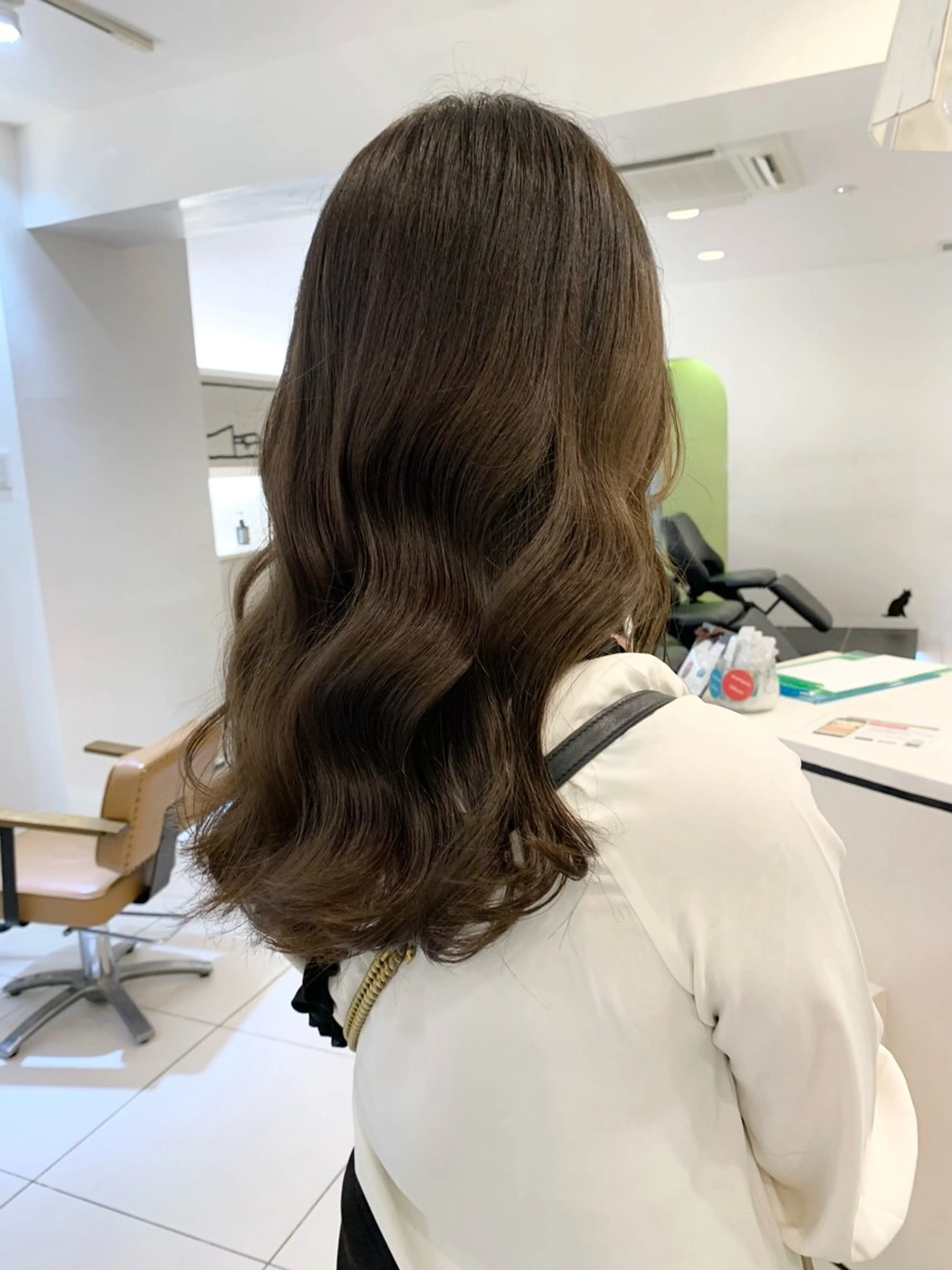 セミロング カラー ヘアカラー トリートメント moeka レイヤー /艶カラー/韓国のヘアスタイル