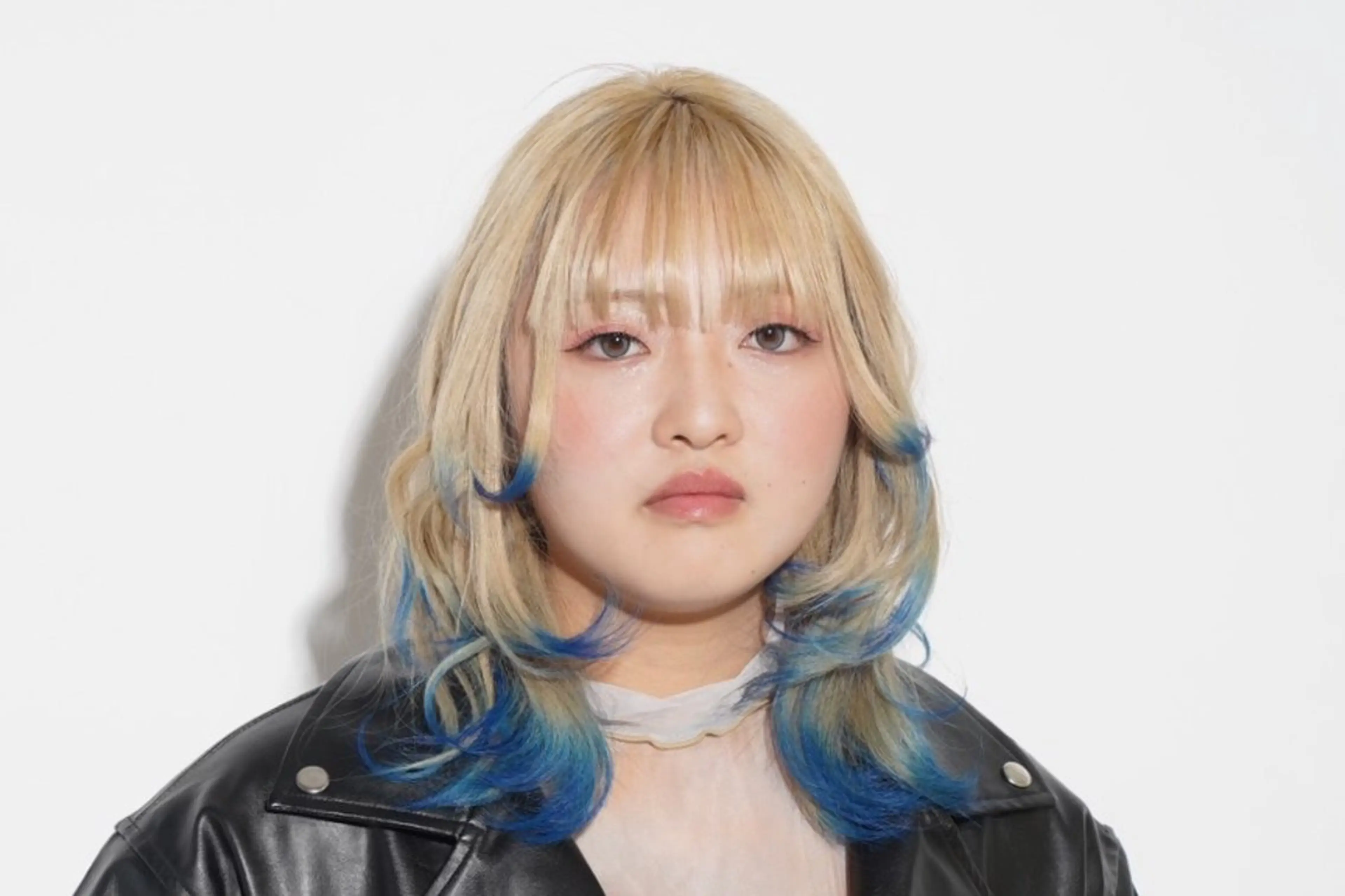 ダブルカラー（全頭ブリーチ1回+カラー）の写真