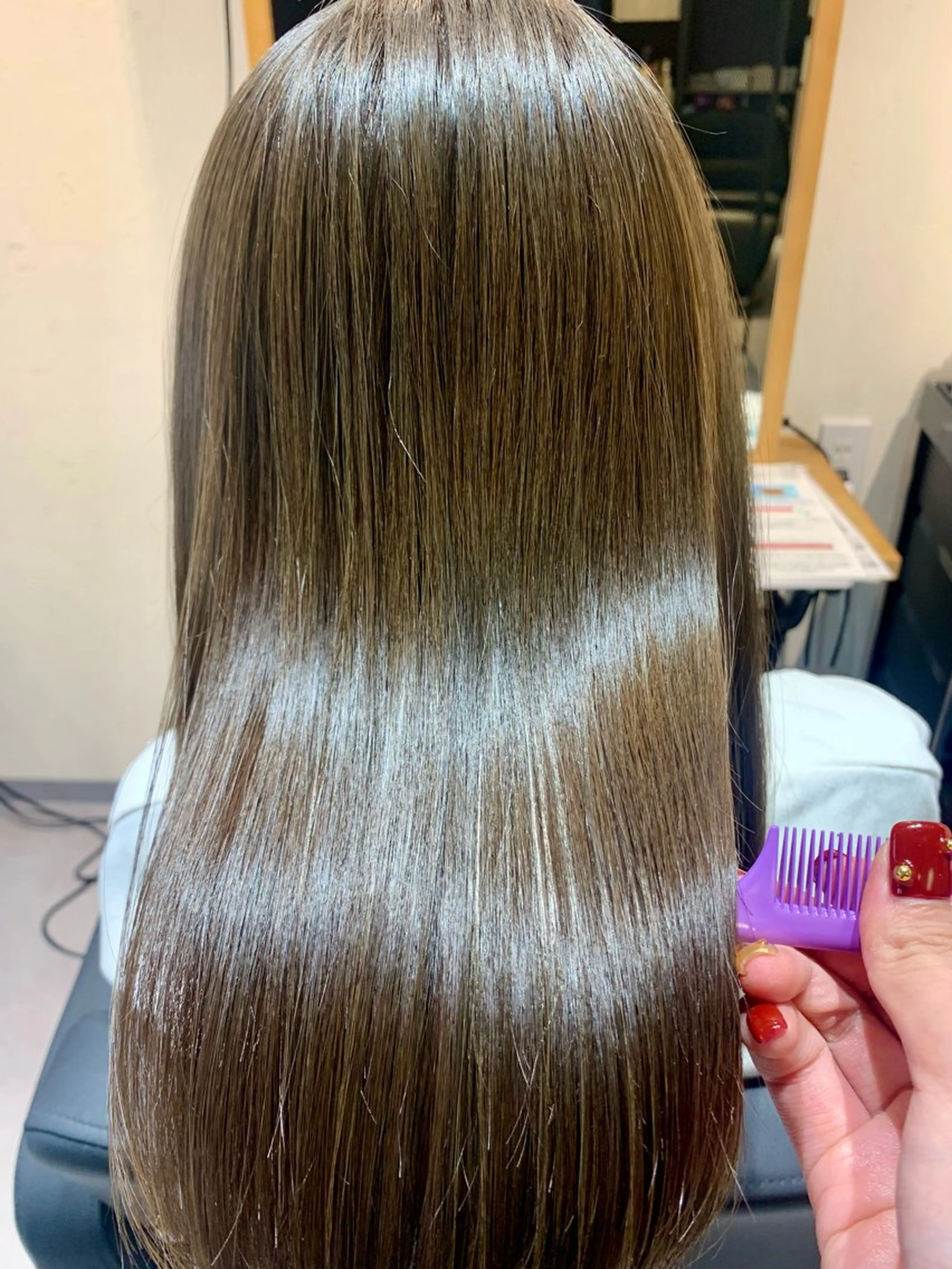 ロング カラー ブリーチ ダブルカラー ブリーチなしカラー Dears 香芝店所属・関 優希のヘアスタイル