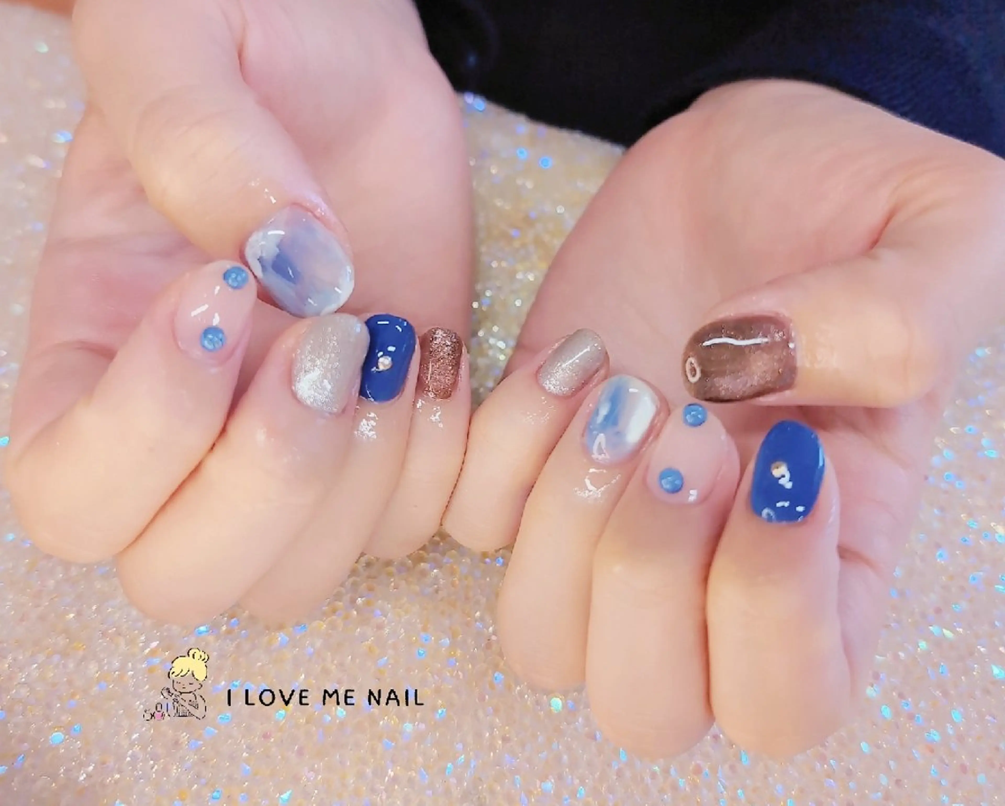 ネイル 長さ出し ハート 韓国ネイル マグネットネイル ニュアンスネイル ハンドネイル I LOVE ME  NAIL.｡.:*♡のネイルデザイン