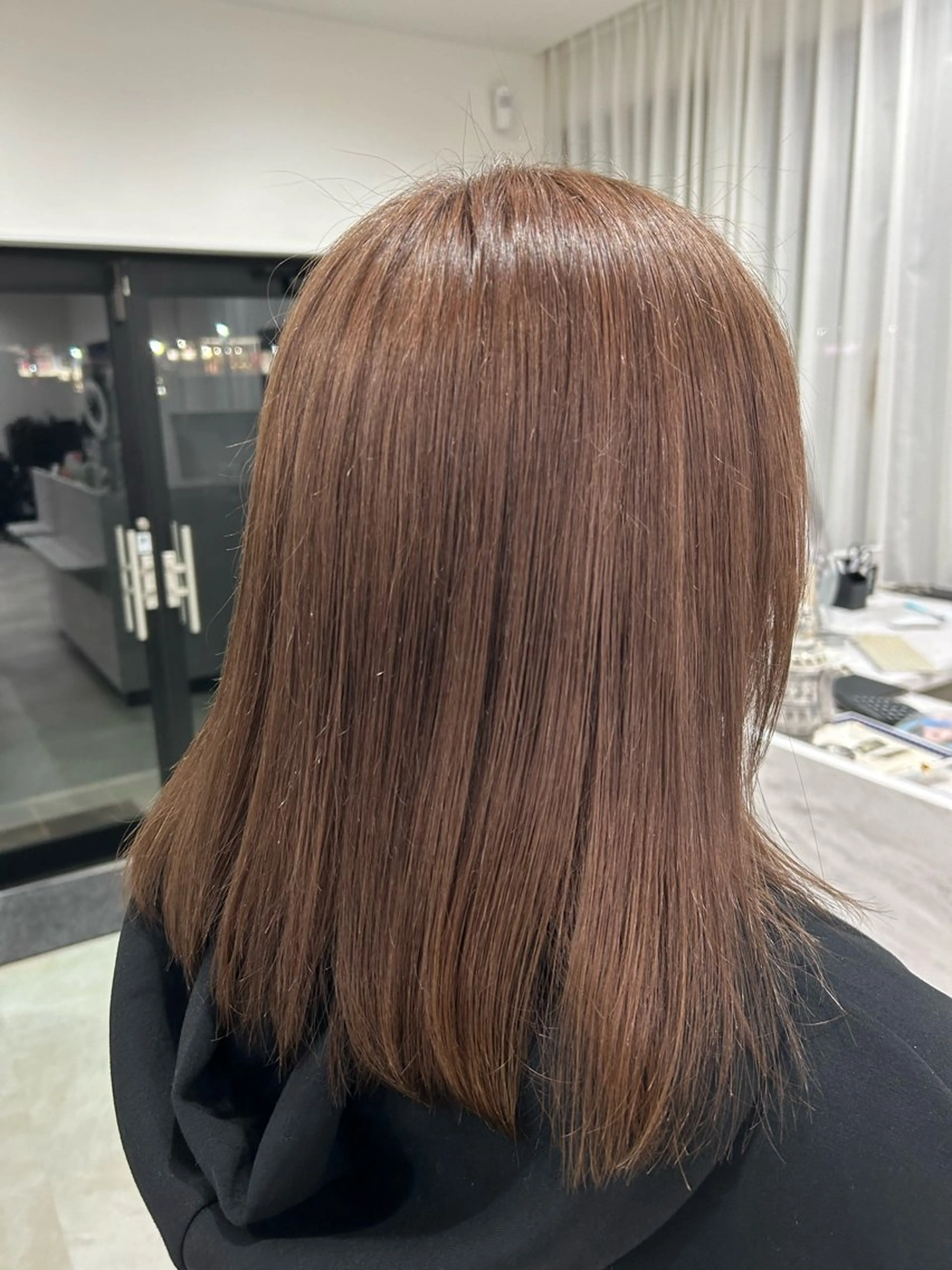 ミディアム カラー .HARRISS所属・中司 愛理のヘアスタイル