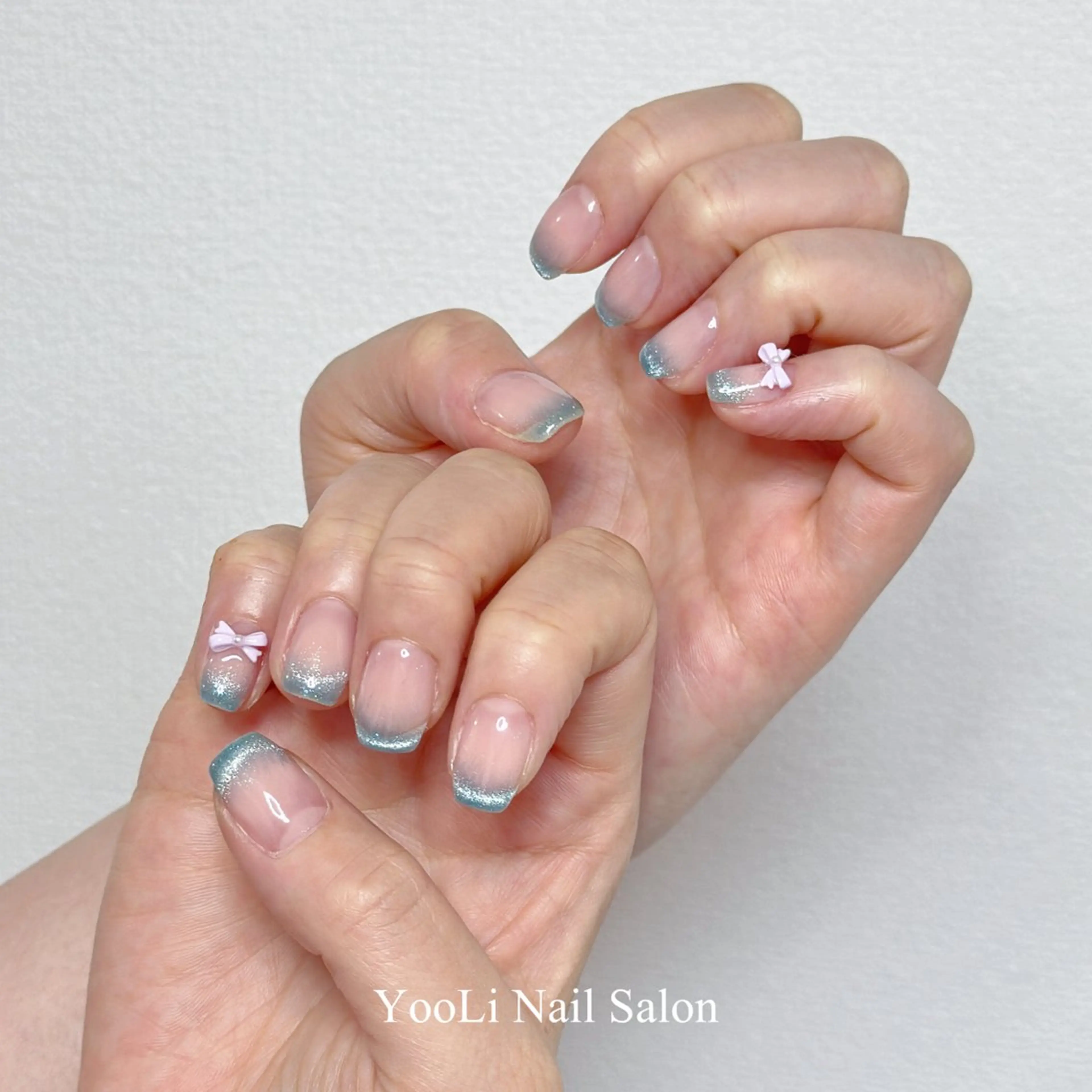 ネイル オーロラネイル チークネイル フレンチネイル ガラスフレンチ グラデーション 🎀 あやのネイルデザイン