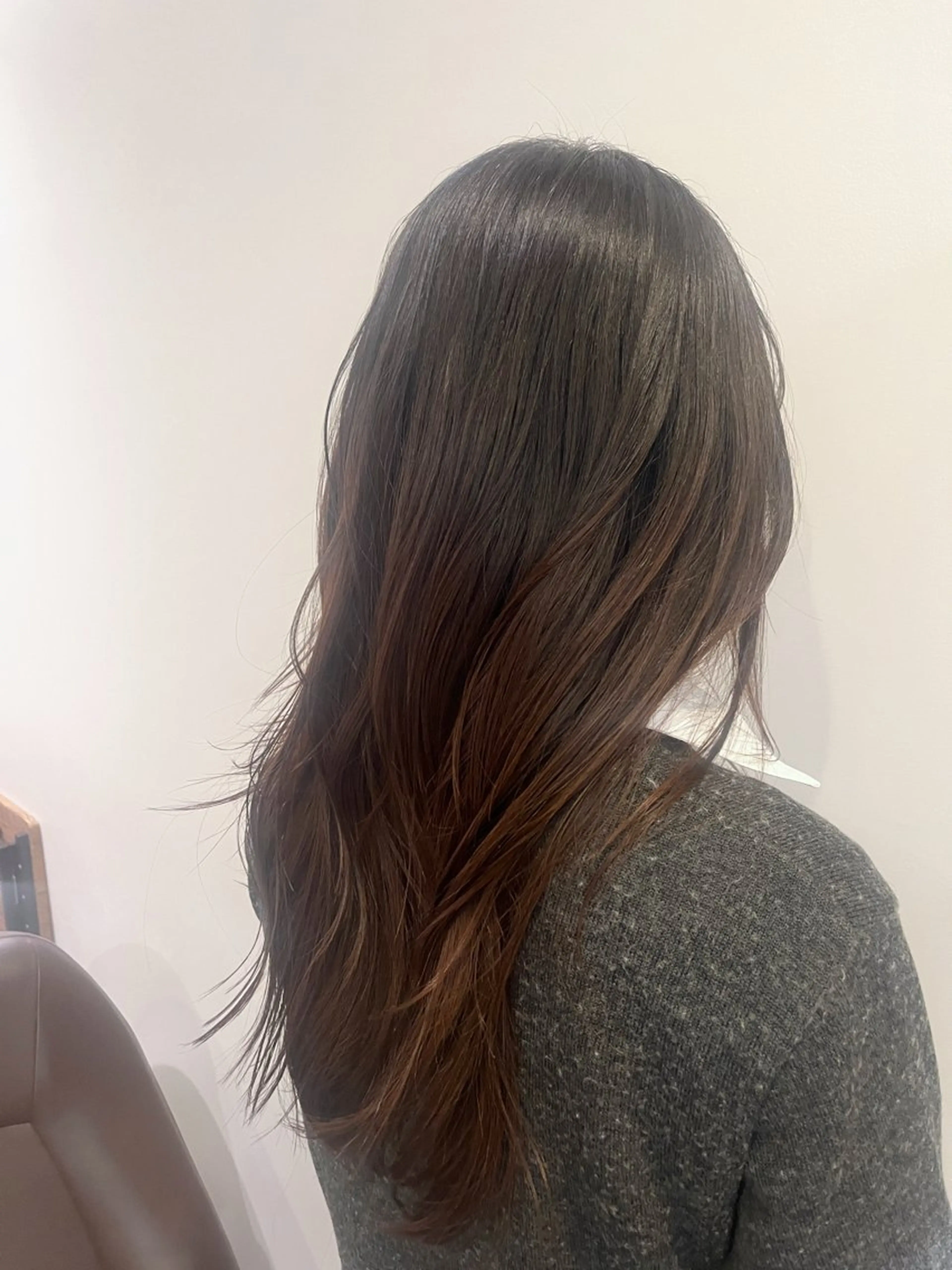 ロング ロングレイヤー レイヤーカット ロング kanako⌇パーマ モデル無料募集中🩰のヘアスタイル