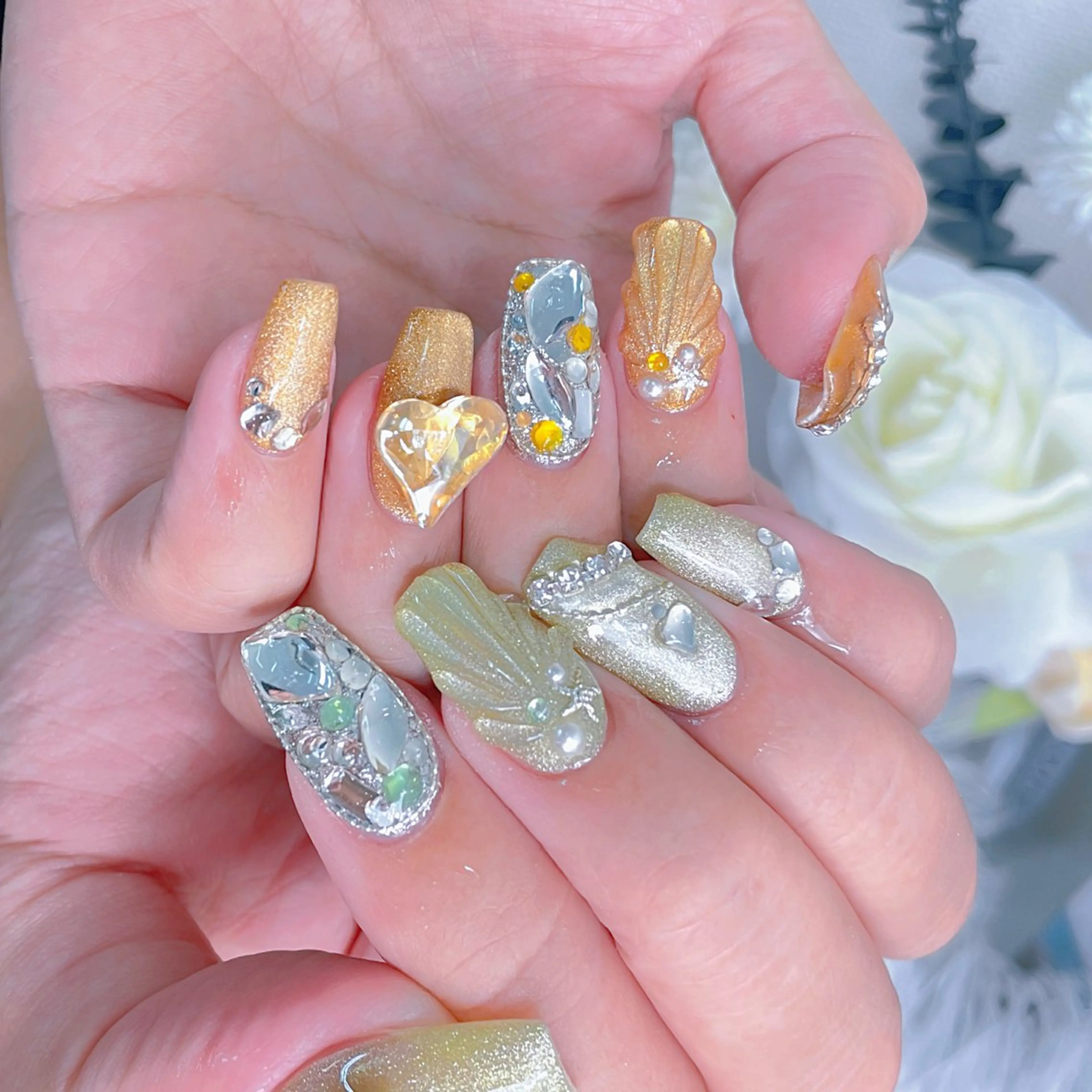 ネイル ハート 韓国ネイル マグネットネイル スカルプネイル 夏ネイル ハンドネイル Melody Nail所属・Melody 3D/スカルプ専門店のネイルデザイン